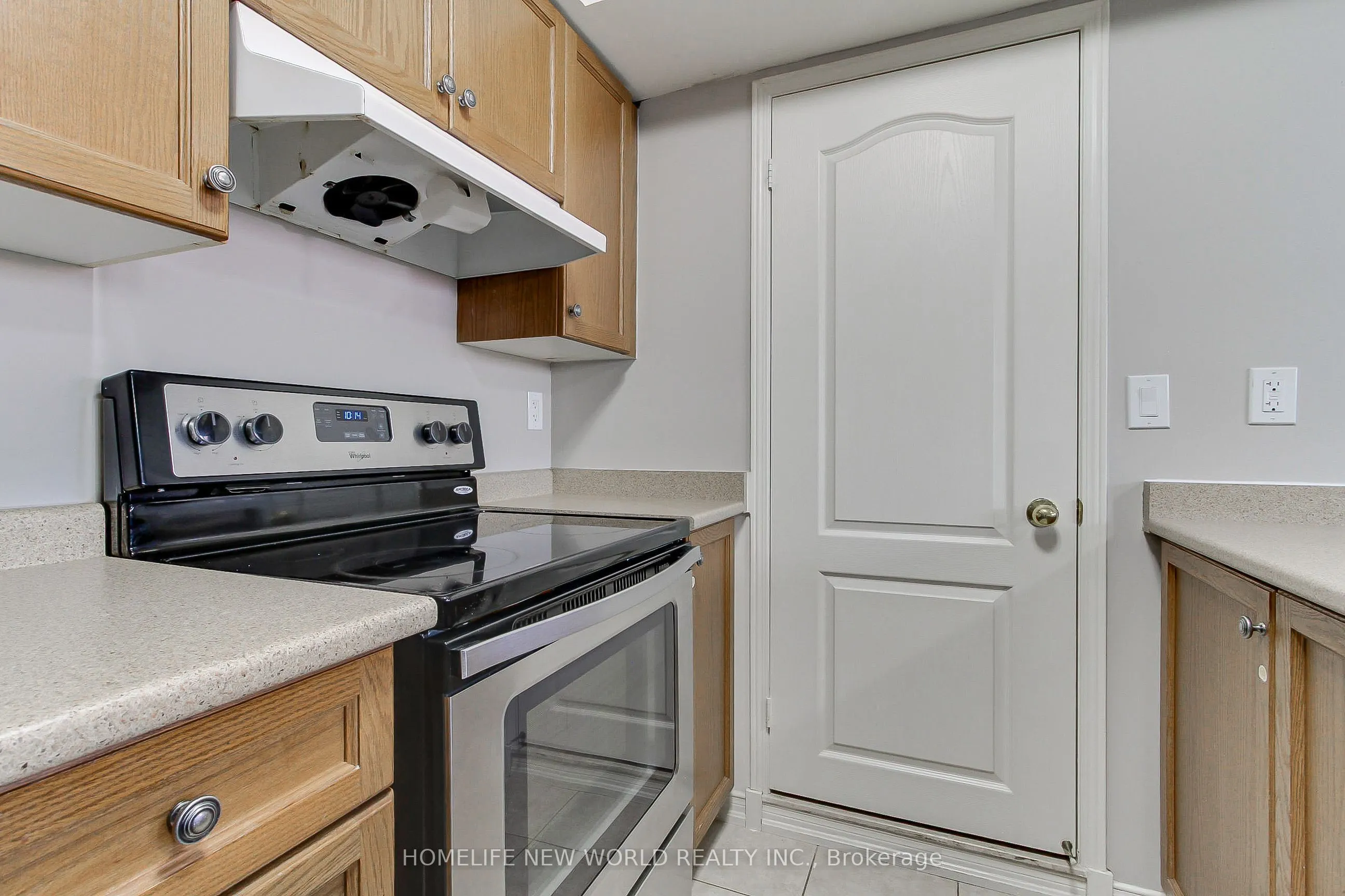 133 Isaac Devins Boulevard #3