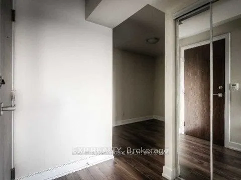 2 Eva Road #2221