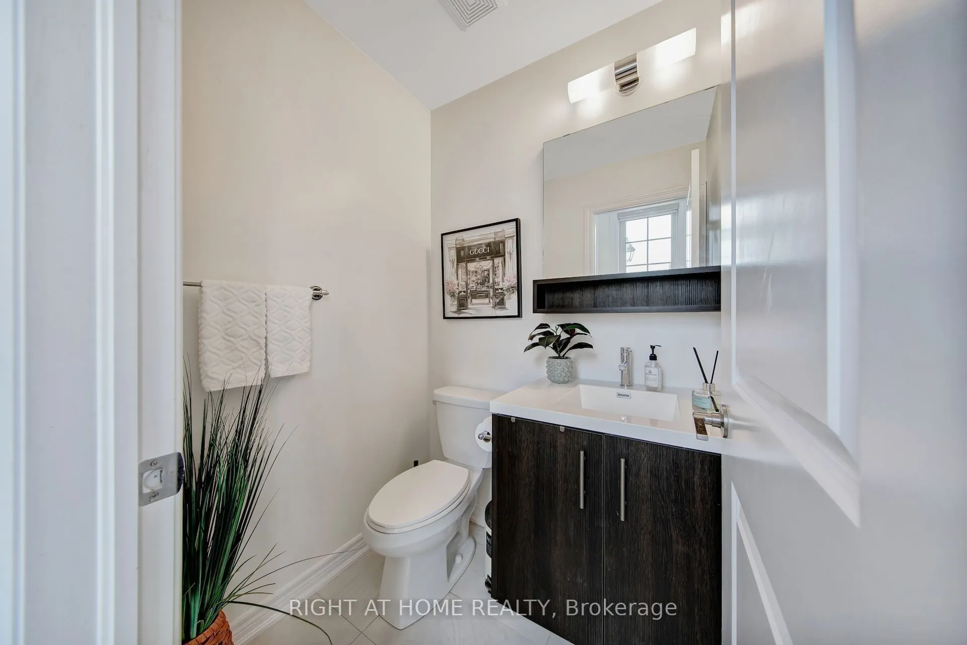 408 Belcourt Common