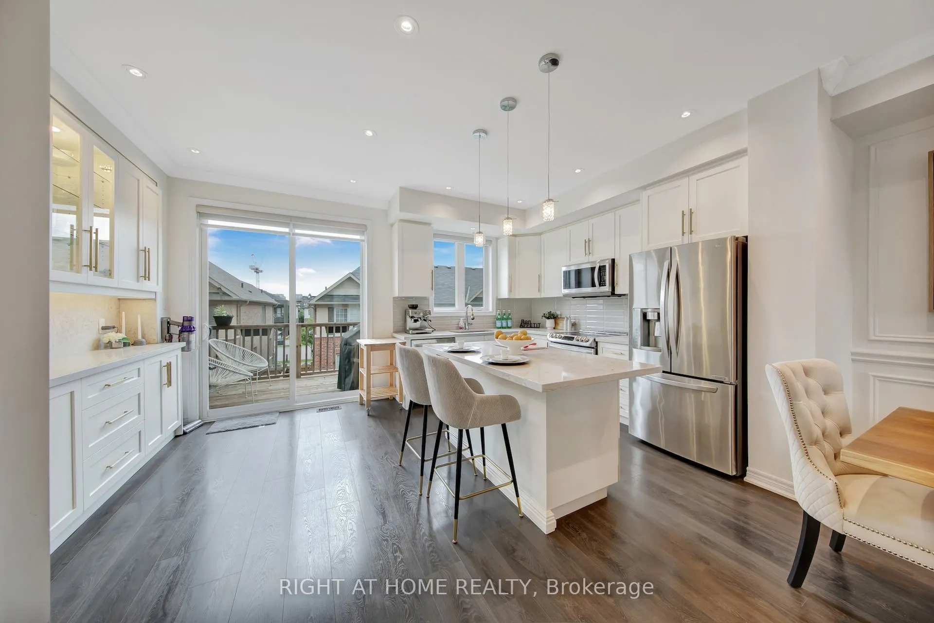 408 Belcourt Common