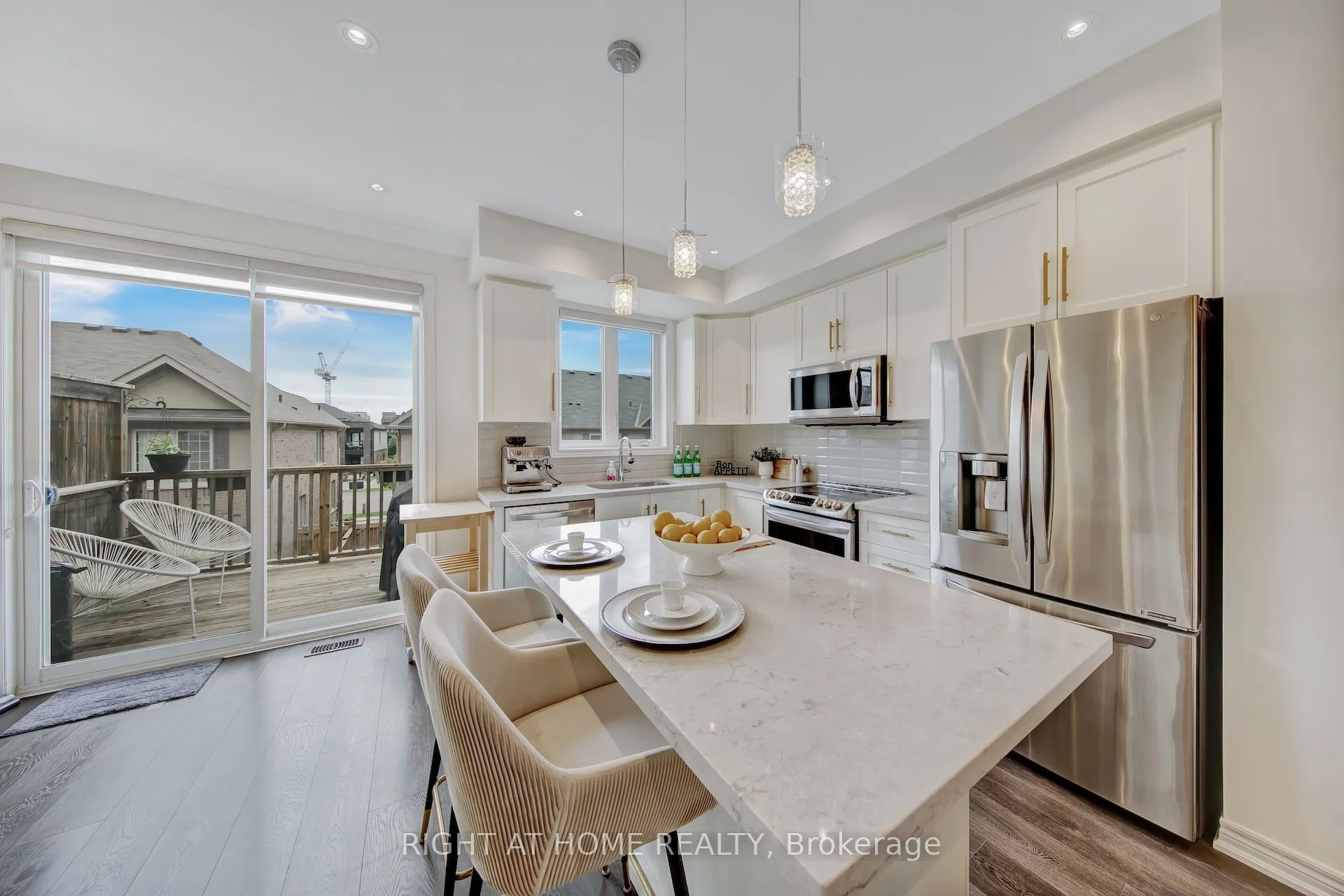 408 Belcourt Common