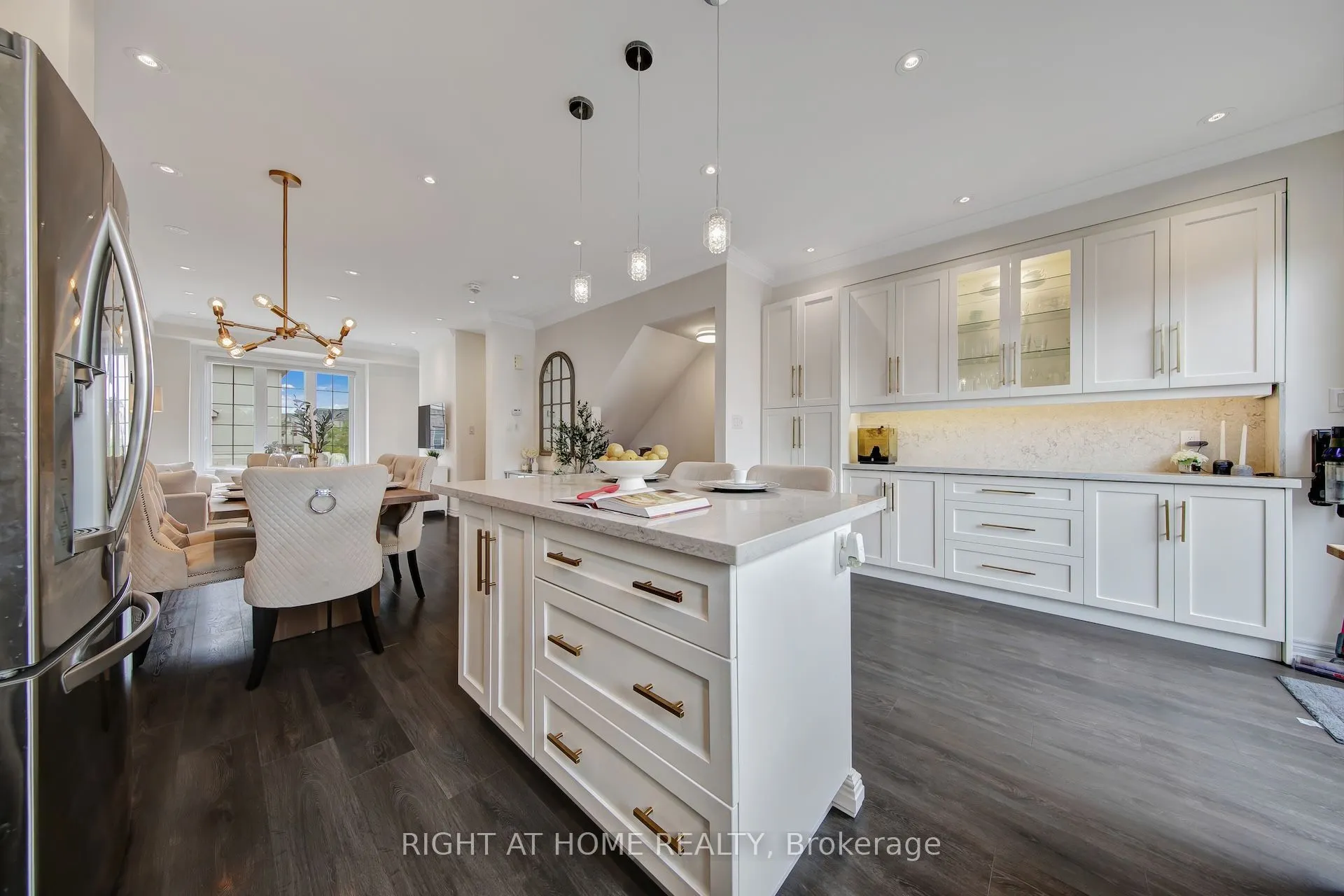 408 Belcourt Common