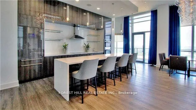 10 Park Lawn Road #3204