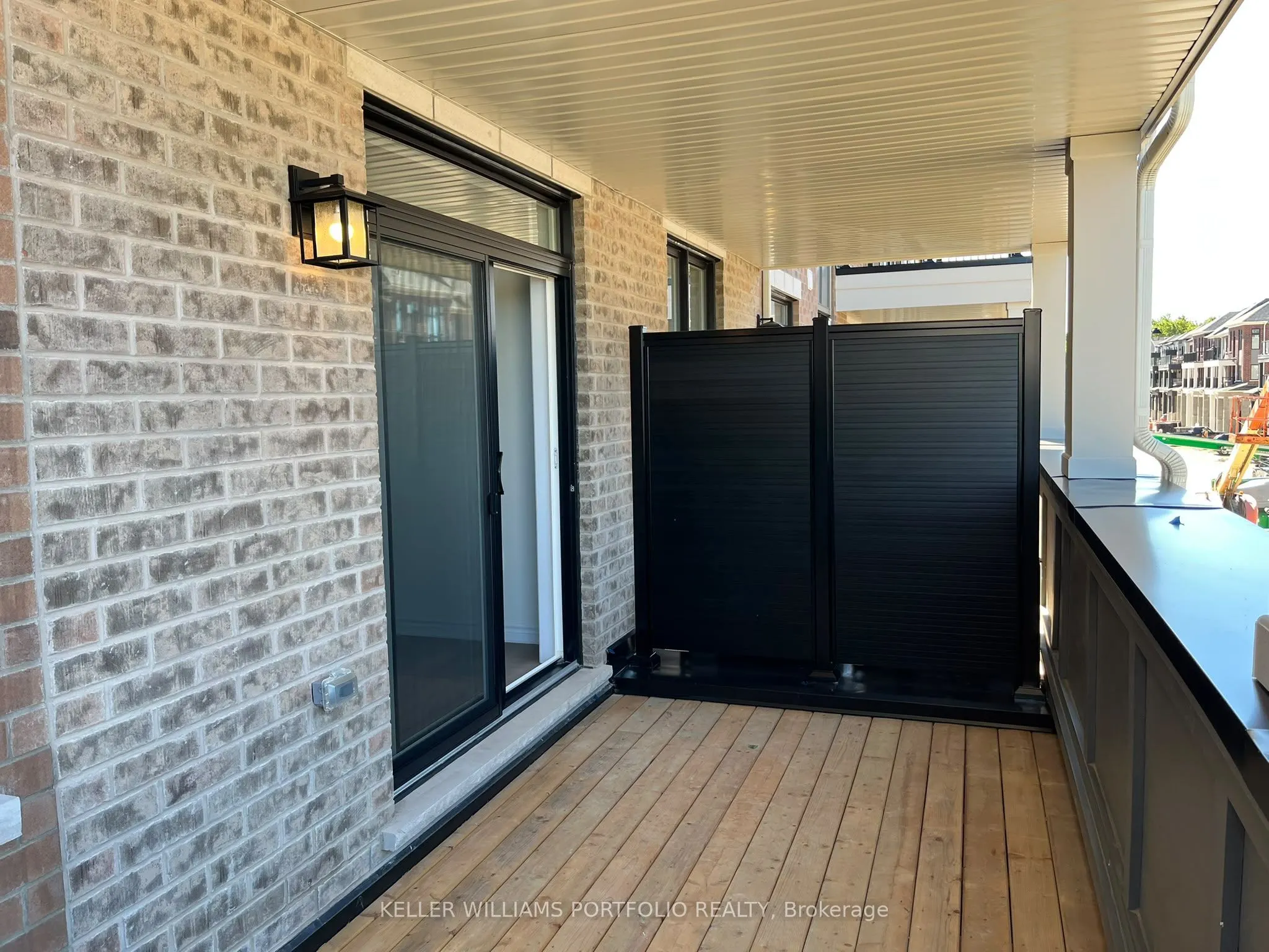 8 Thornbird Crescent #Upper