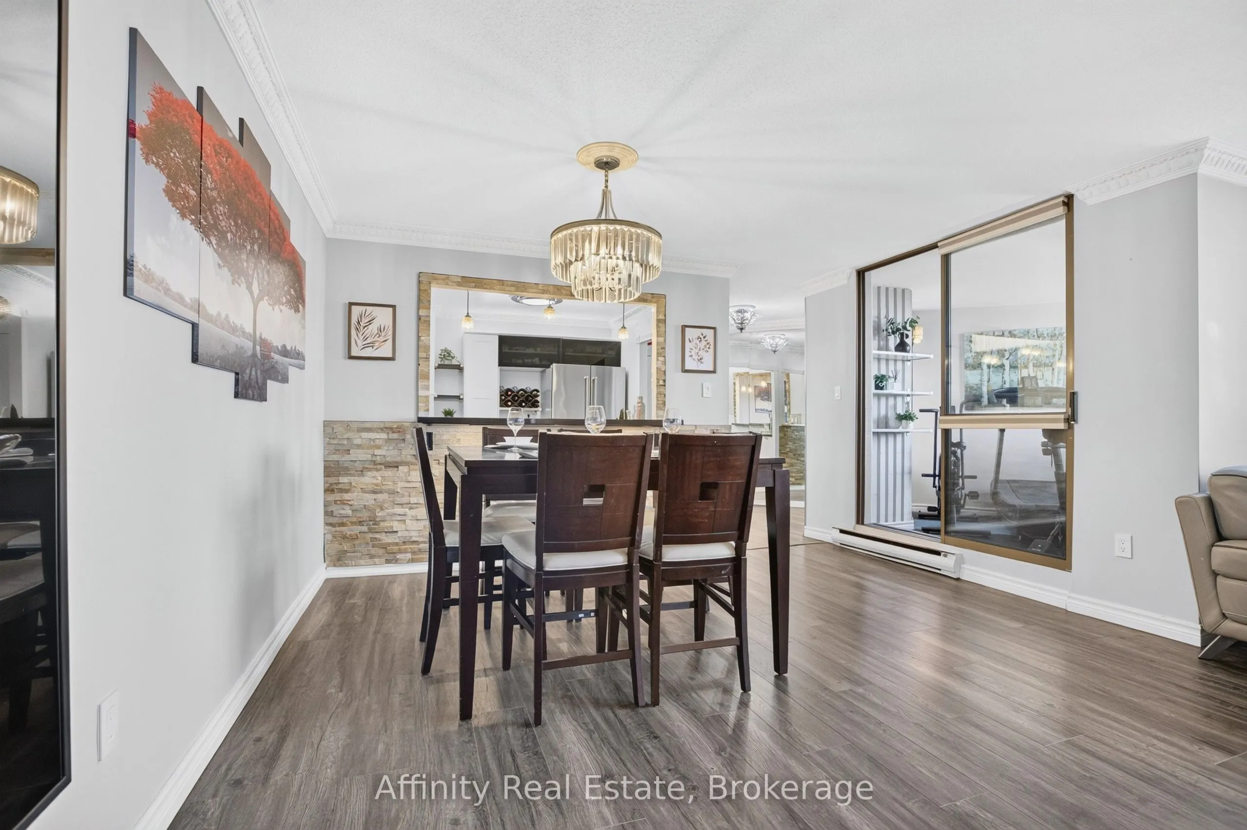 2323 Confederation Parkway #808