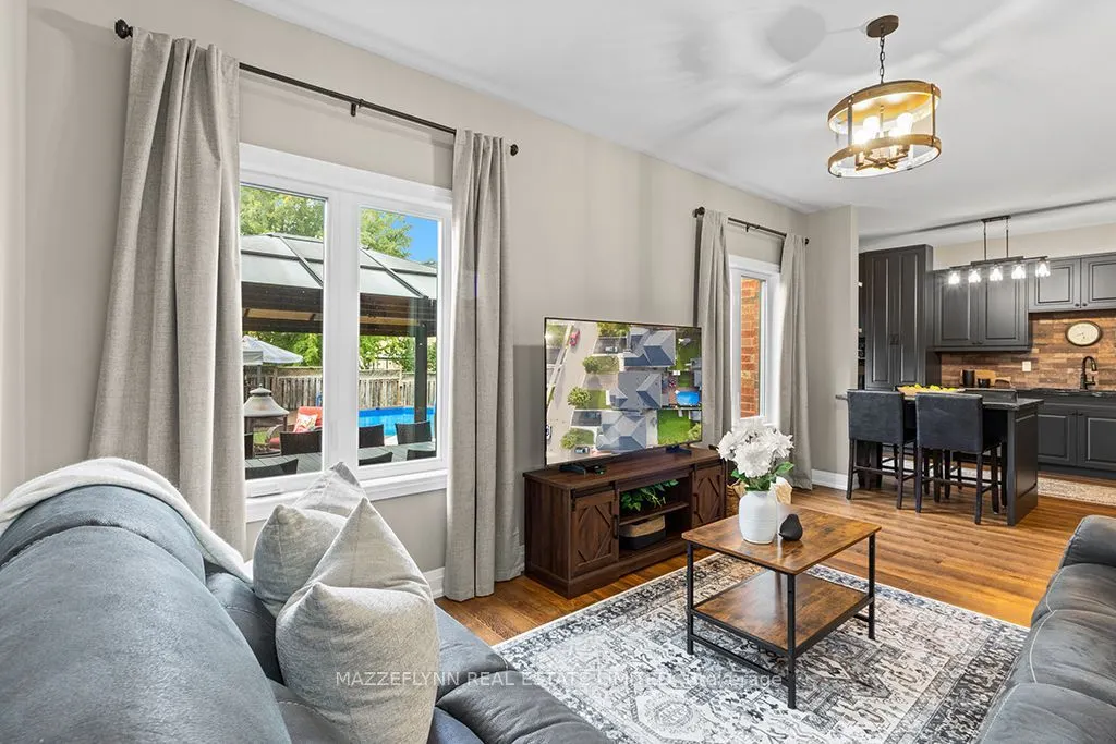 87 Bonistel Crescent