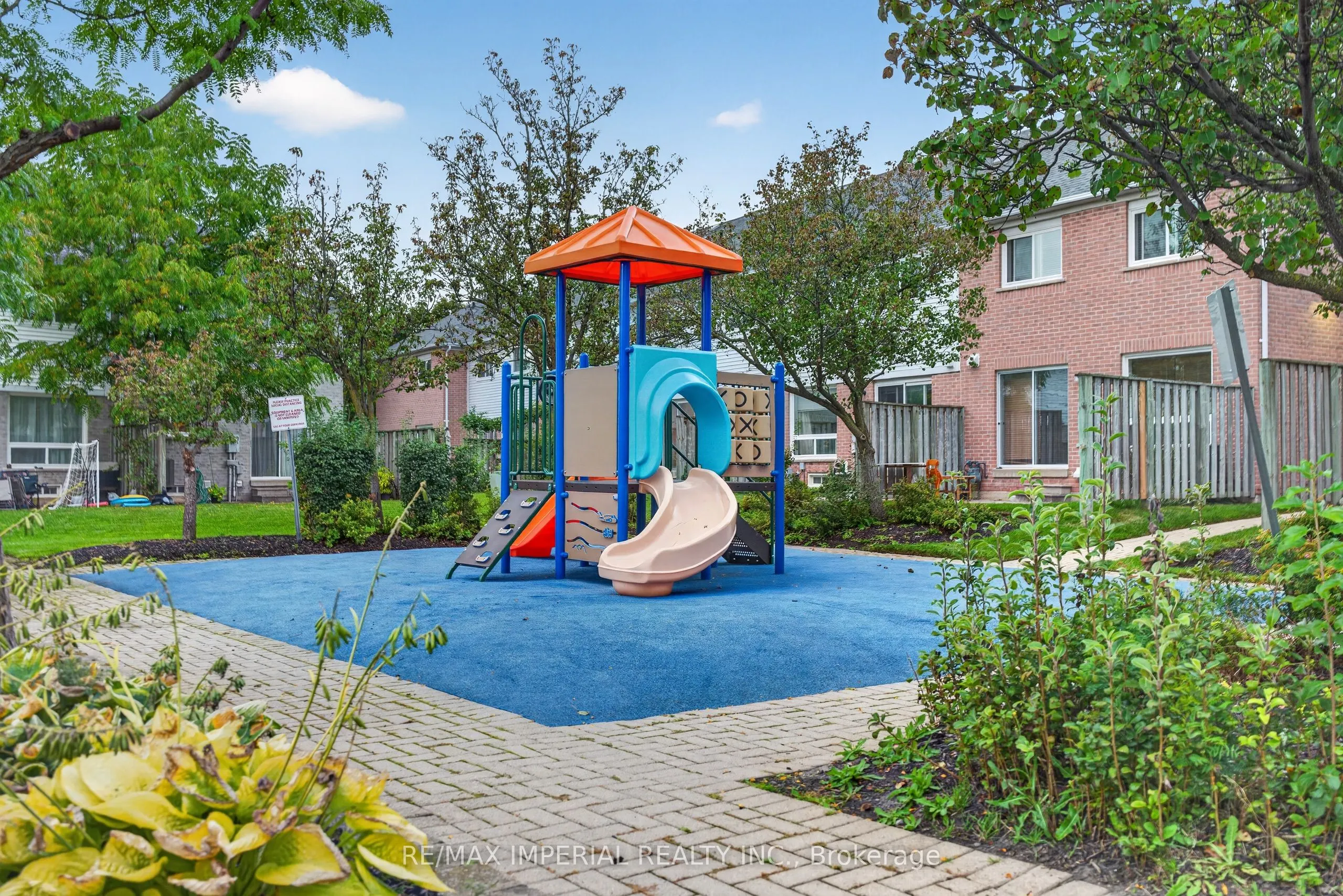 5205 Glen Erin Drive #26A
