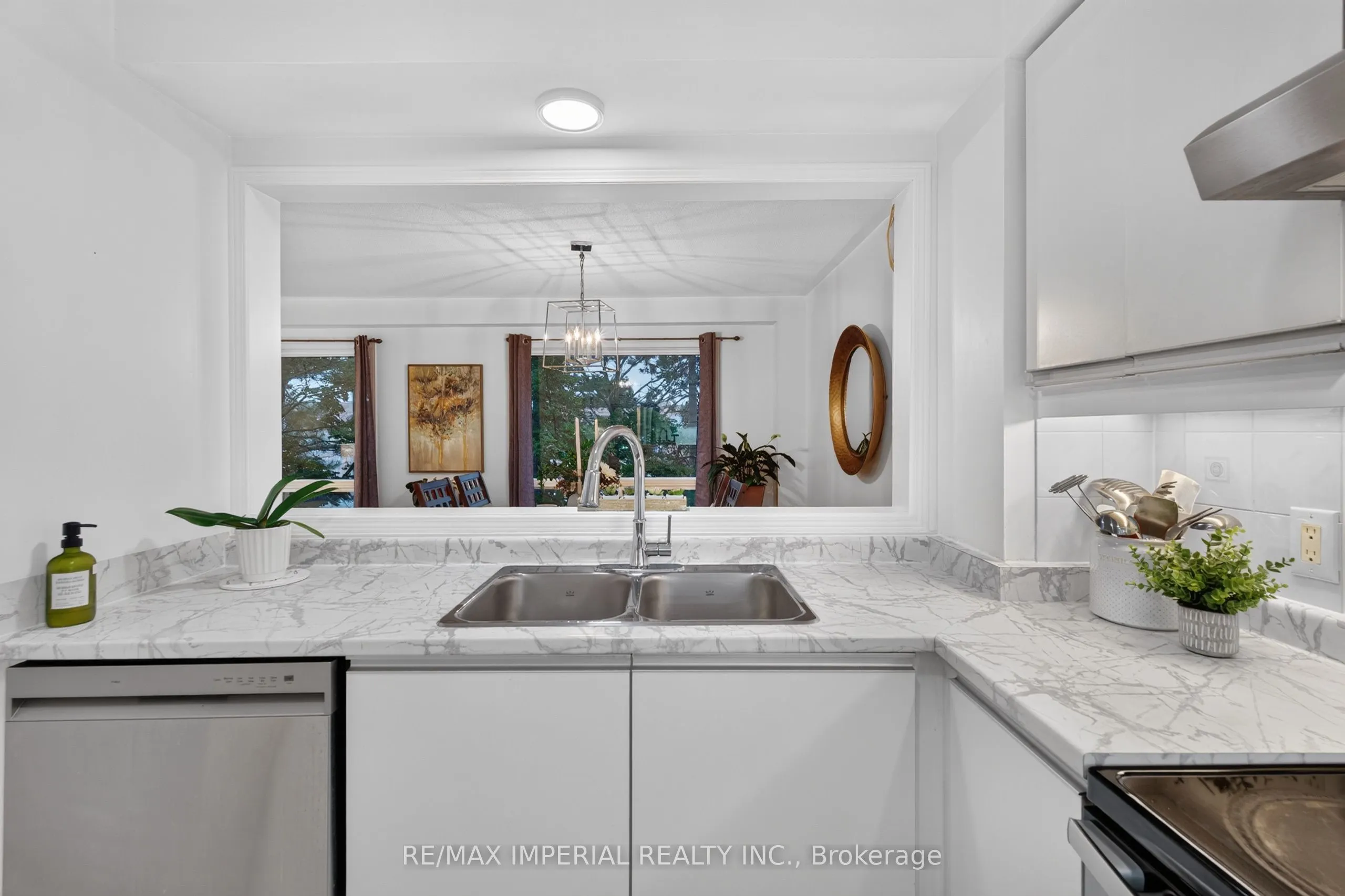 5205 Glen Erin Drive #26A