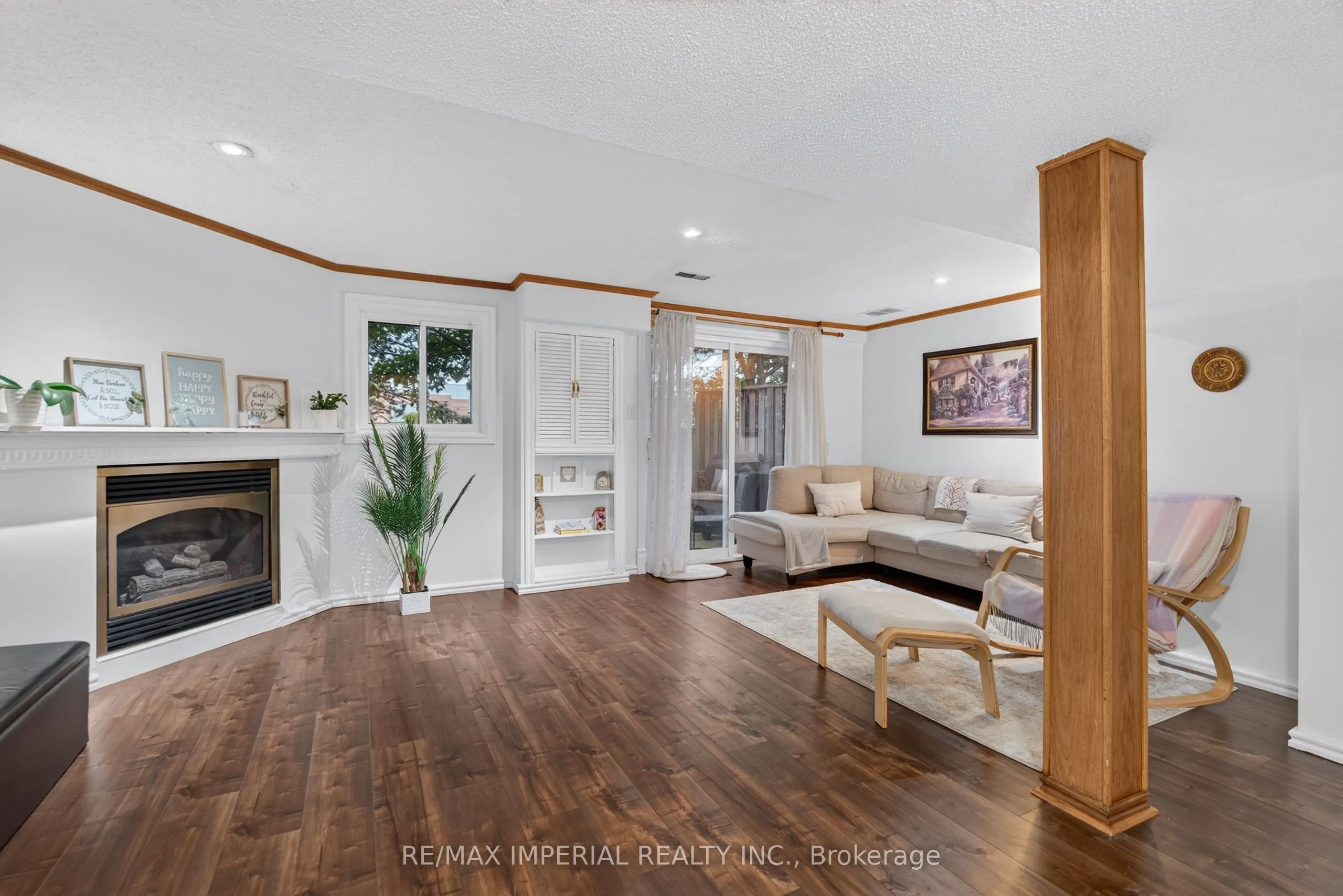 5205 Glen Erin Drive #26A