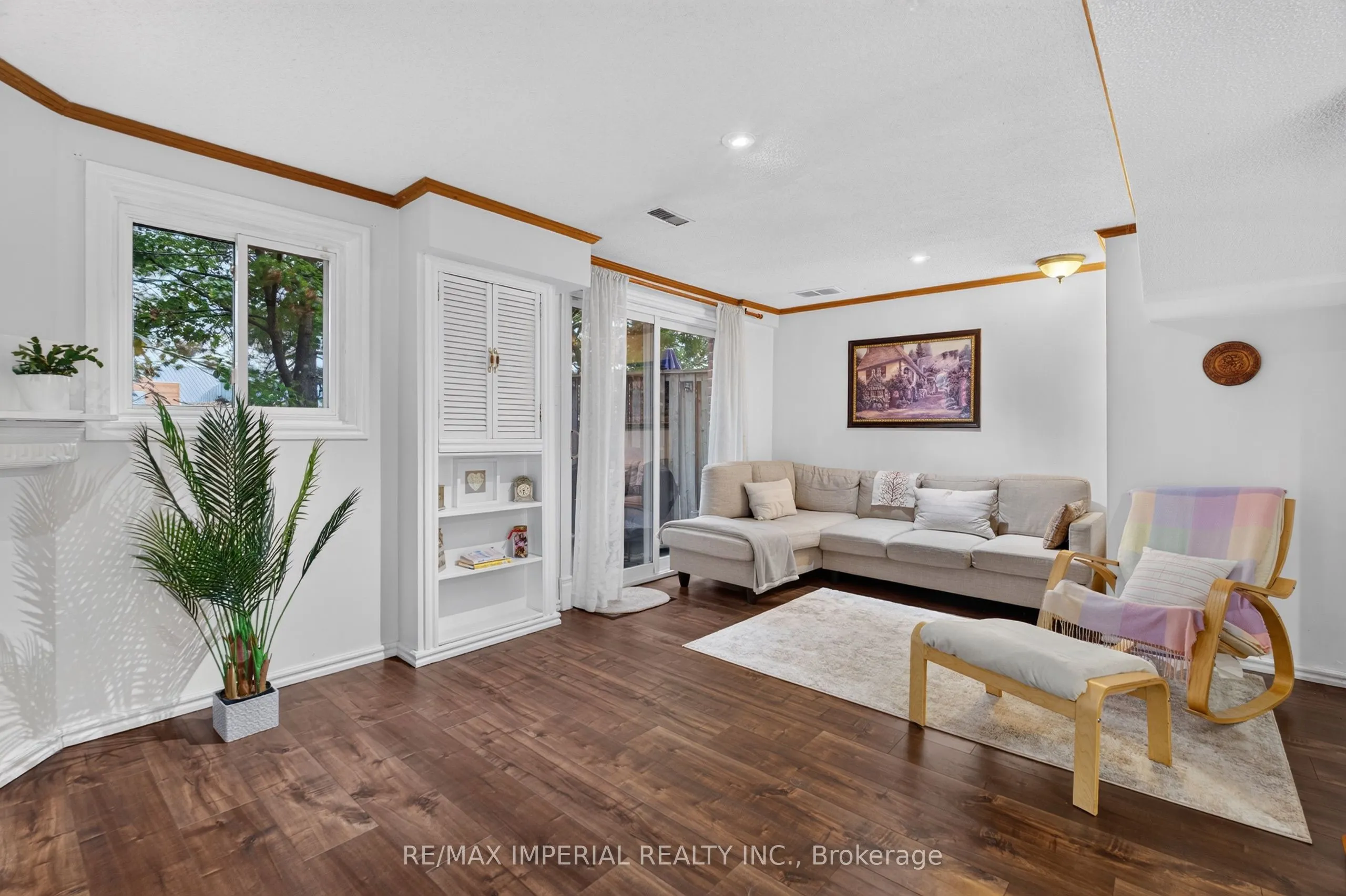 5205 Glen Erin Drive #26A