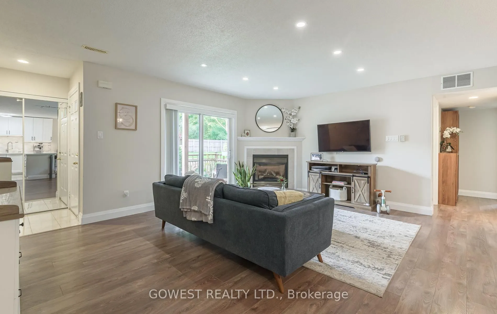 4140 Foxwood Drive #1202