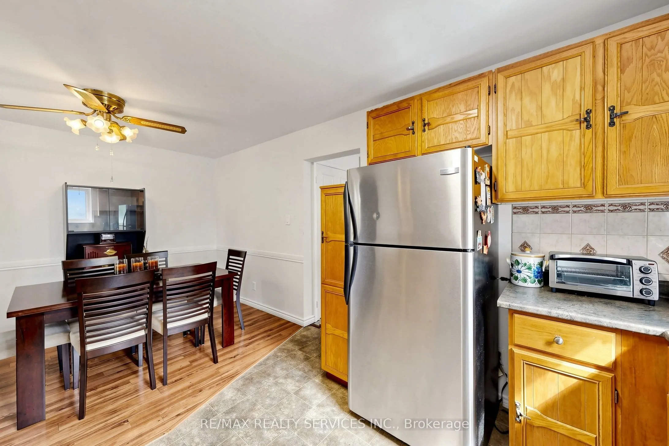 54 Griselda Crescent