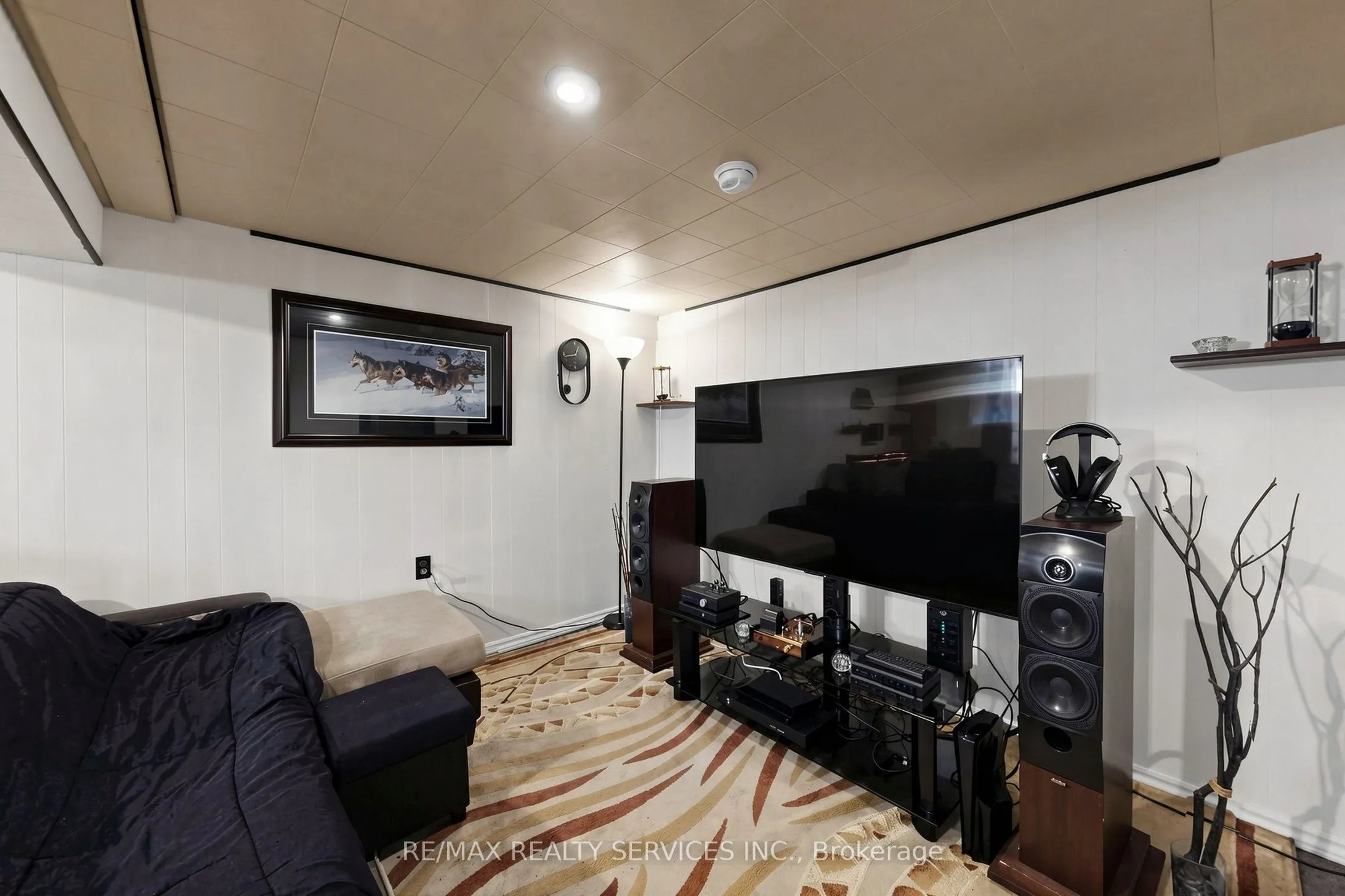 54 Griselda Crescent