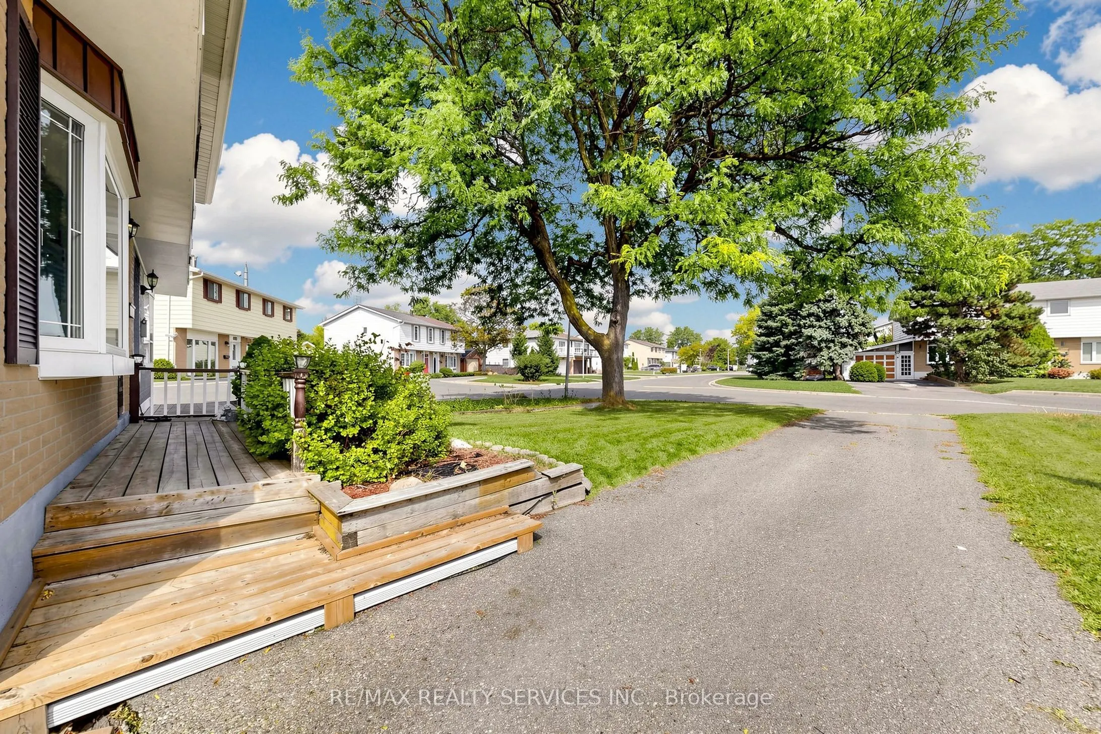 54 Griselda Crescent