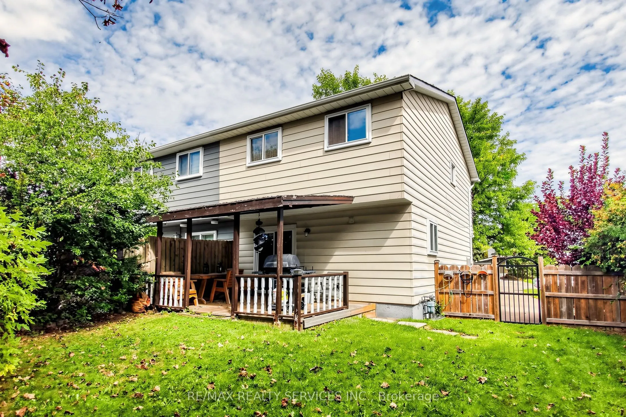 54 Griselda Crescent