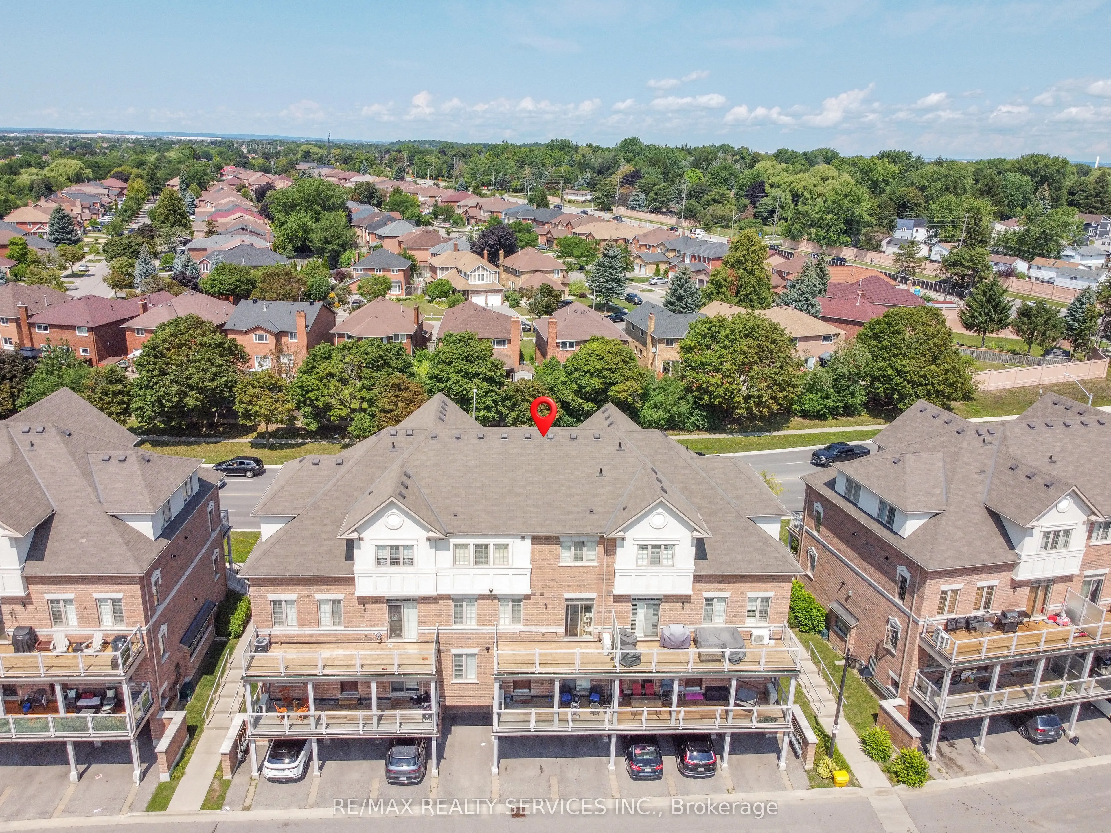 180 Howden Boulevard #15