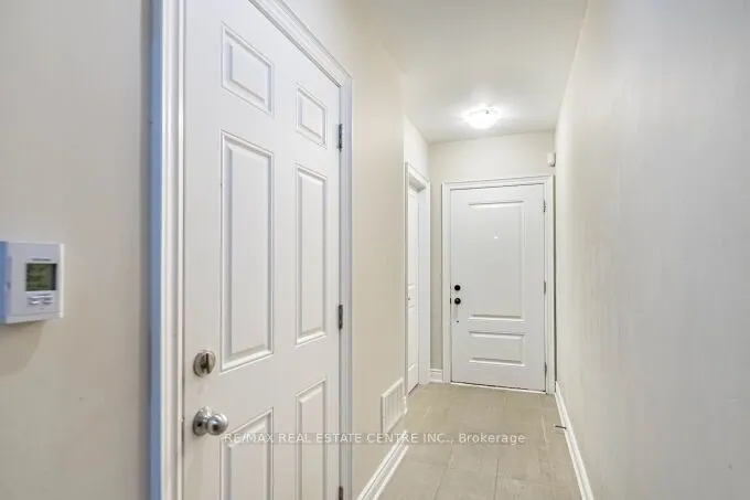2034 Queensborough Gate #23