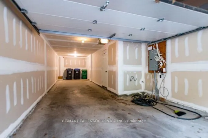 2034 Queensborough Gate #23
