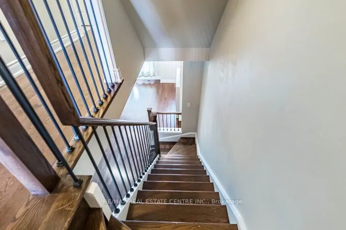 2034 Queensborough Gate #23