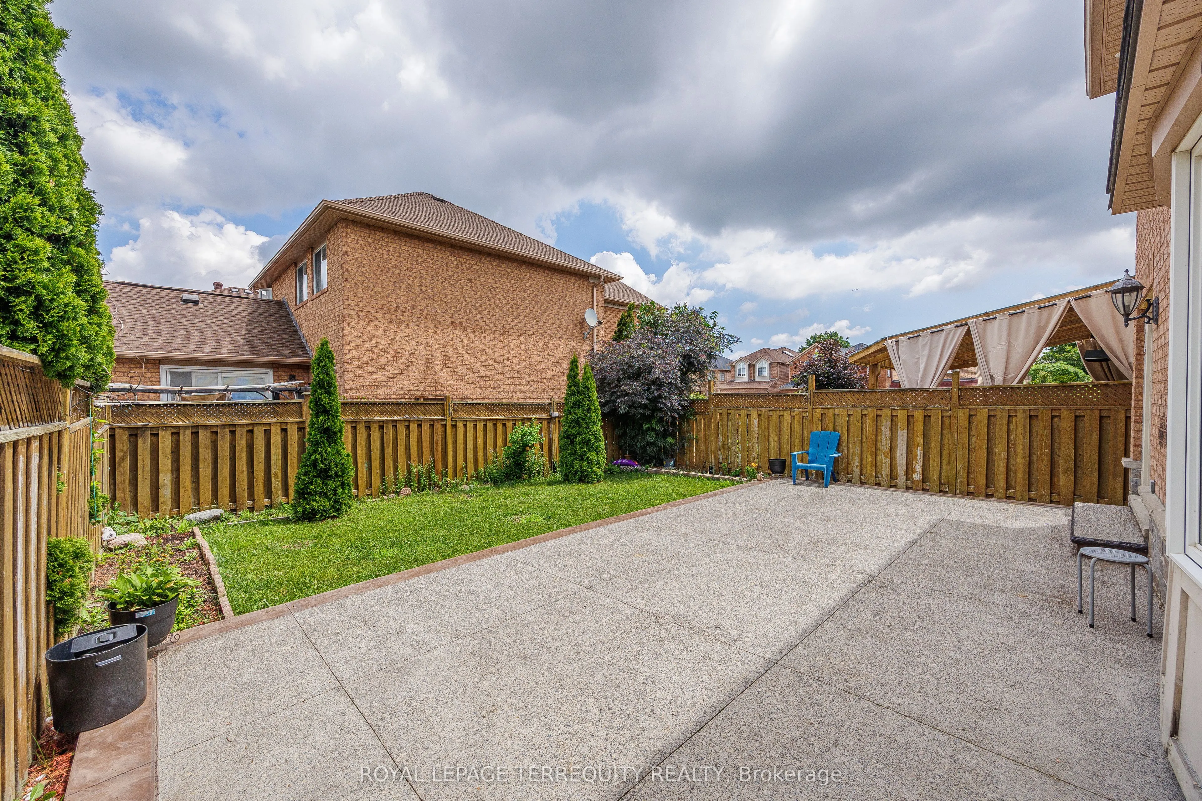 7339 Black Walnut Trail