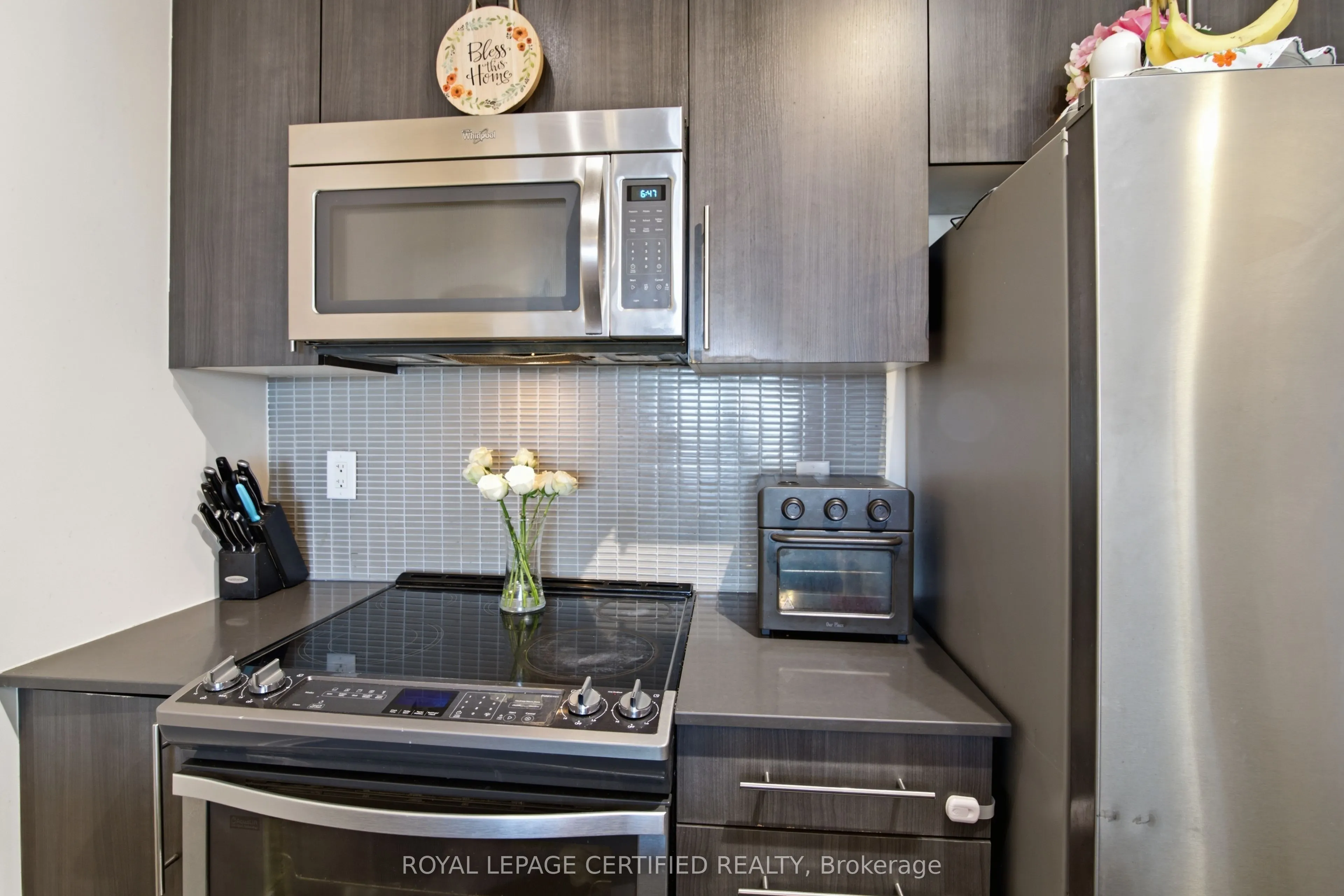 510 Curran Place #808