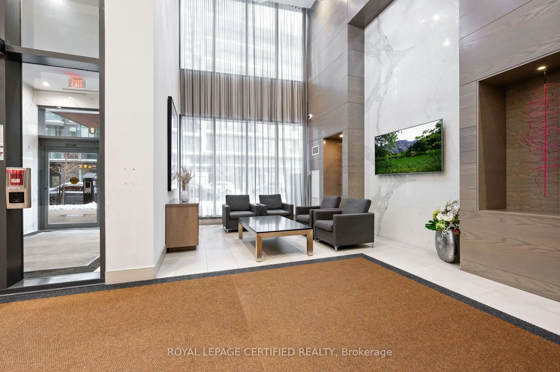 510 Curran Place #808