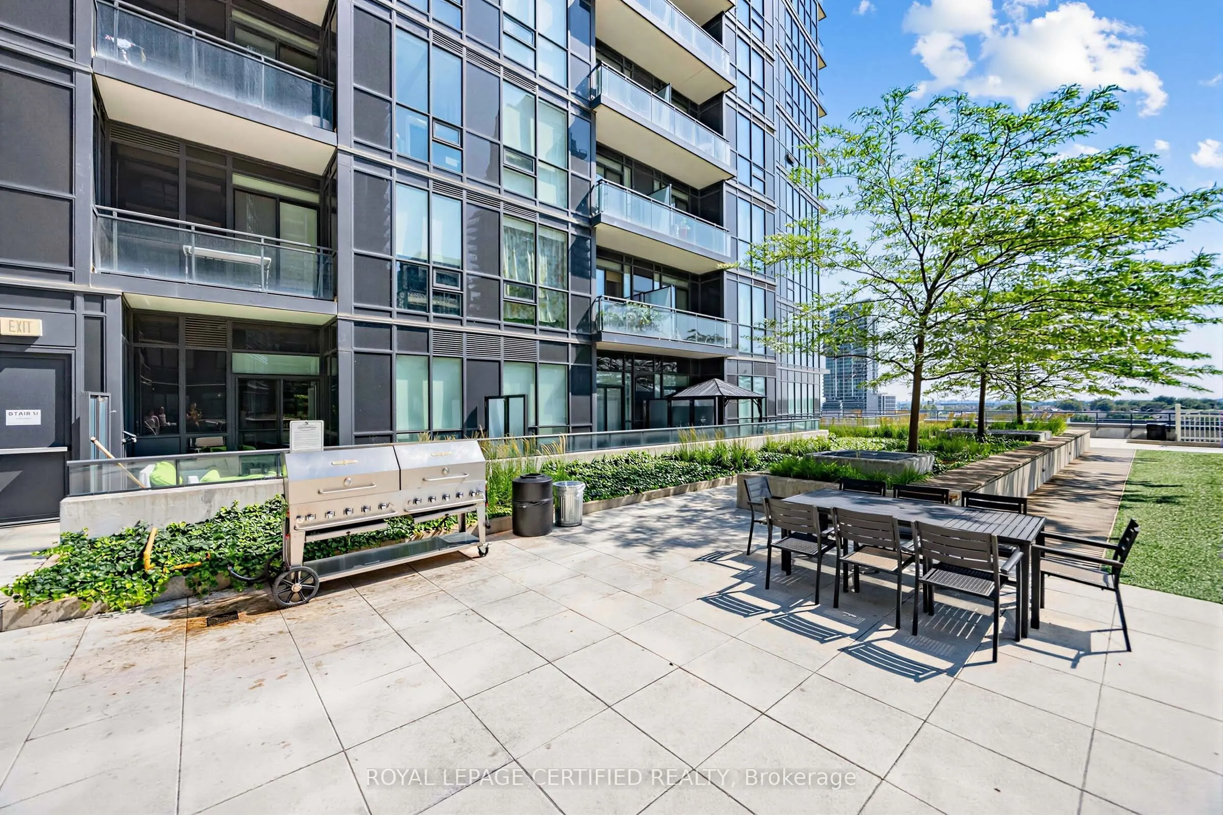 510 Curran Place #808