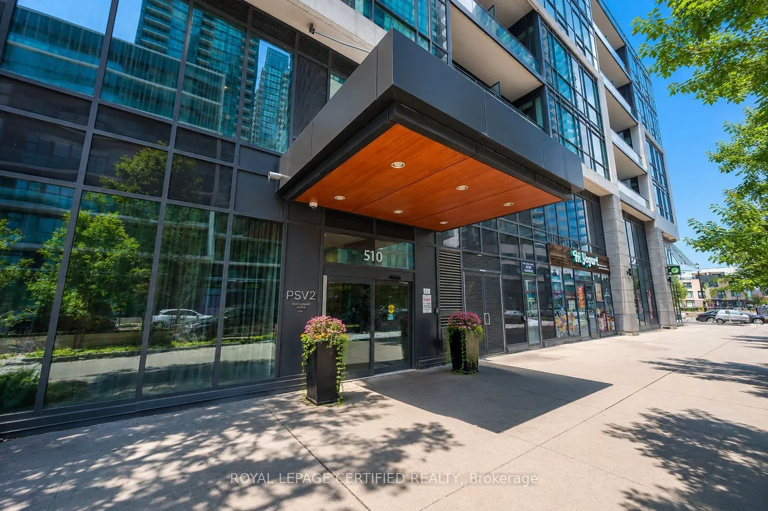 510 Curran Place #808
