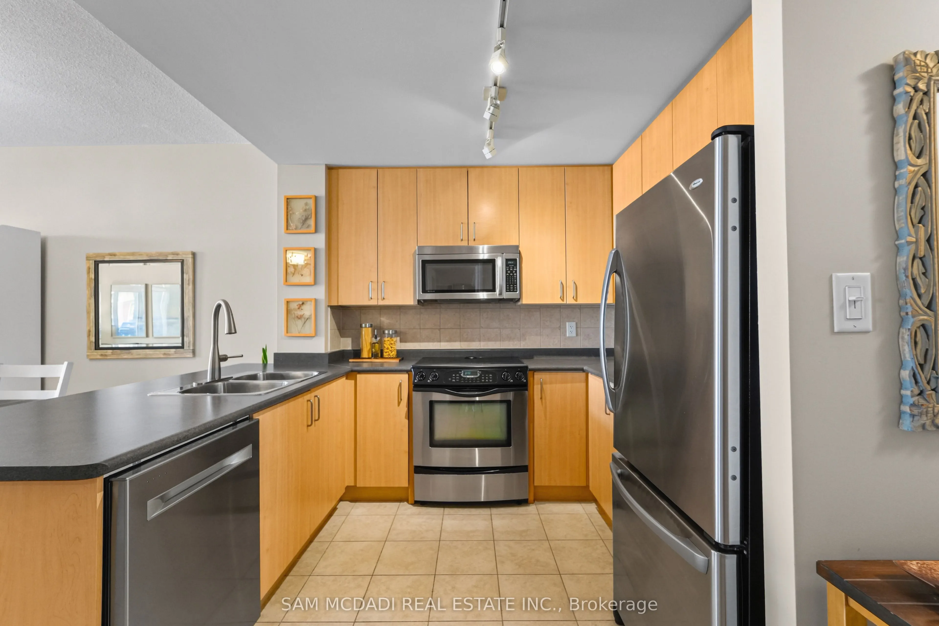 70 Port Street E #506