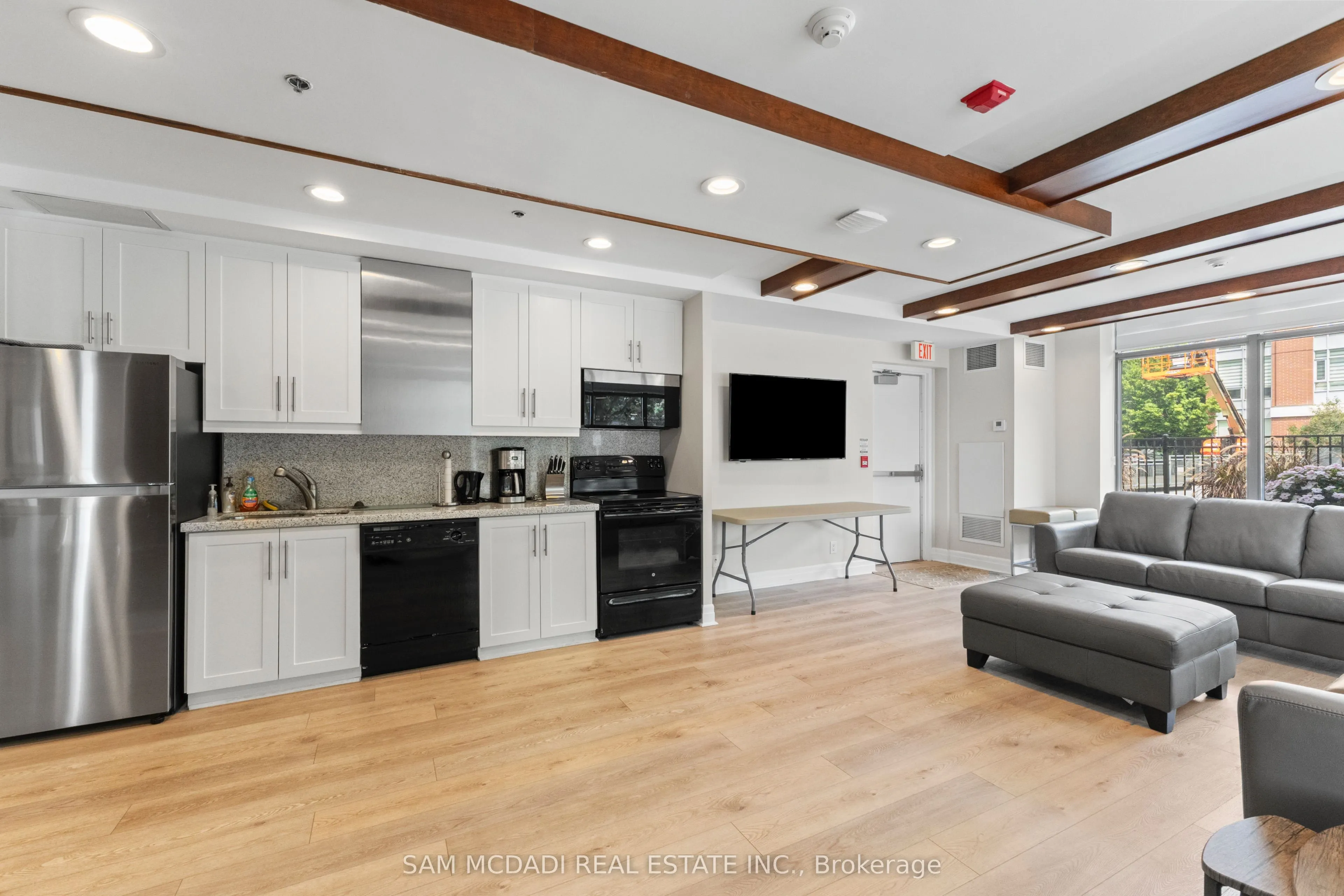 70 Port Street E #506