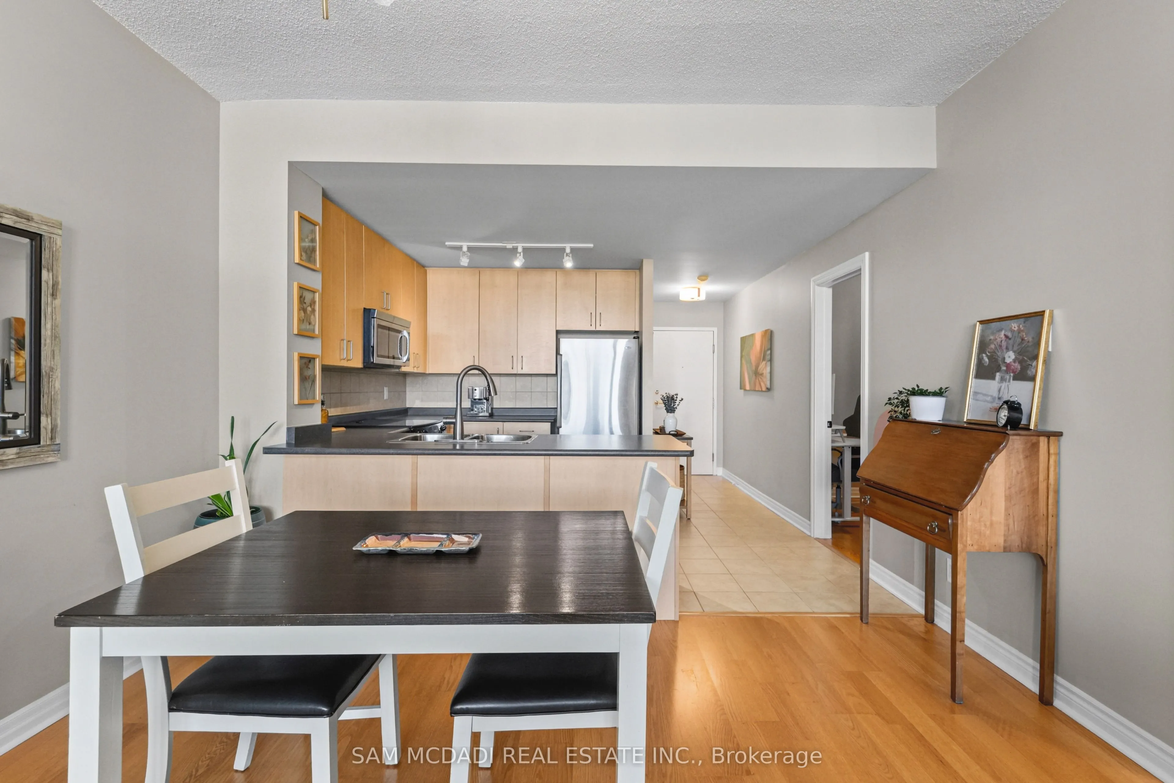 70 Port Street E #506