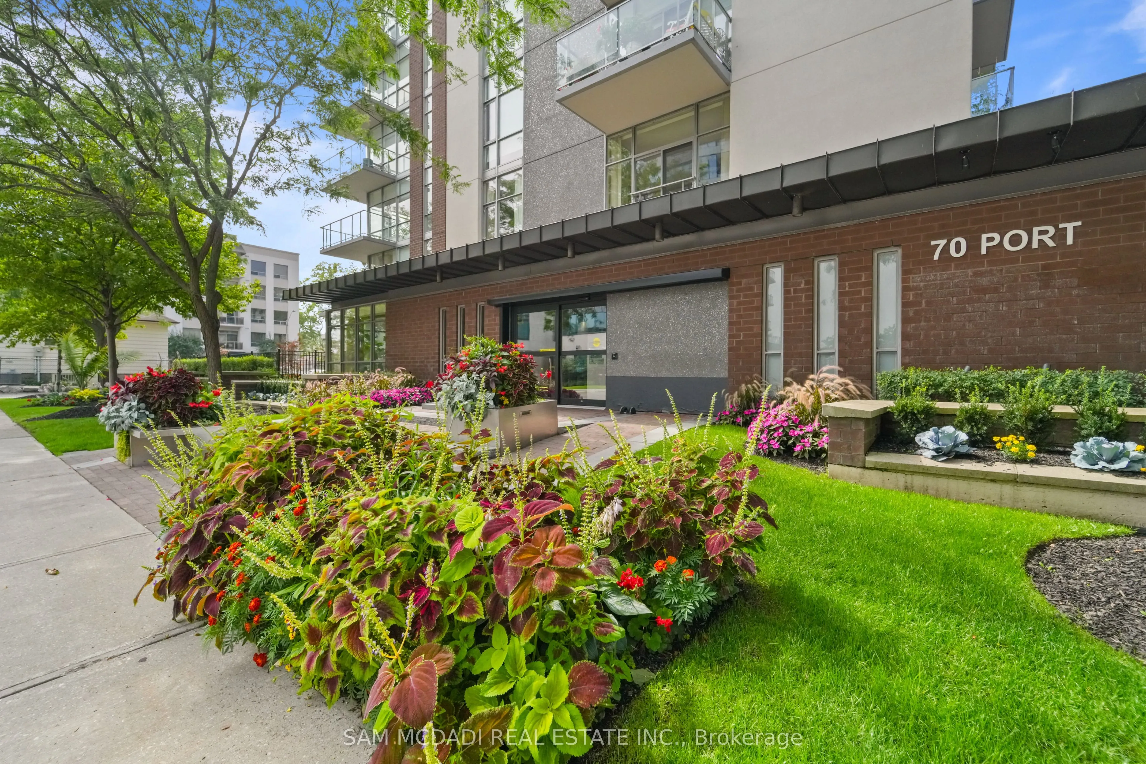 70 Port Street E #506
