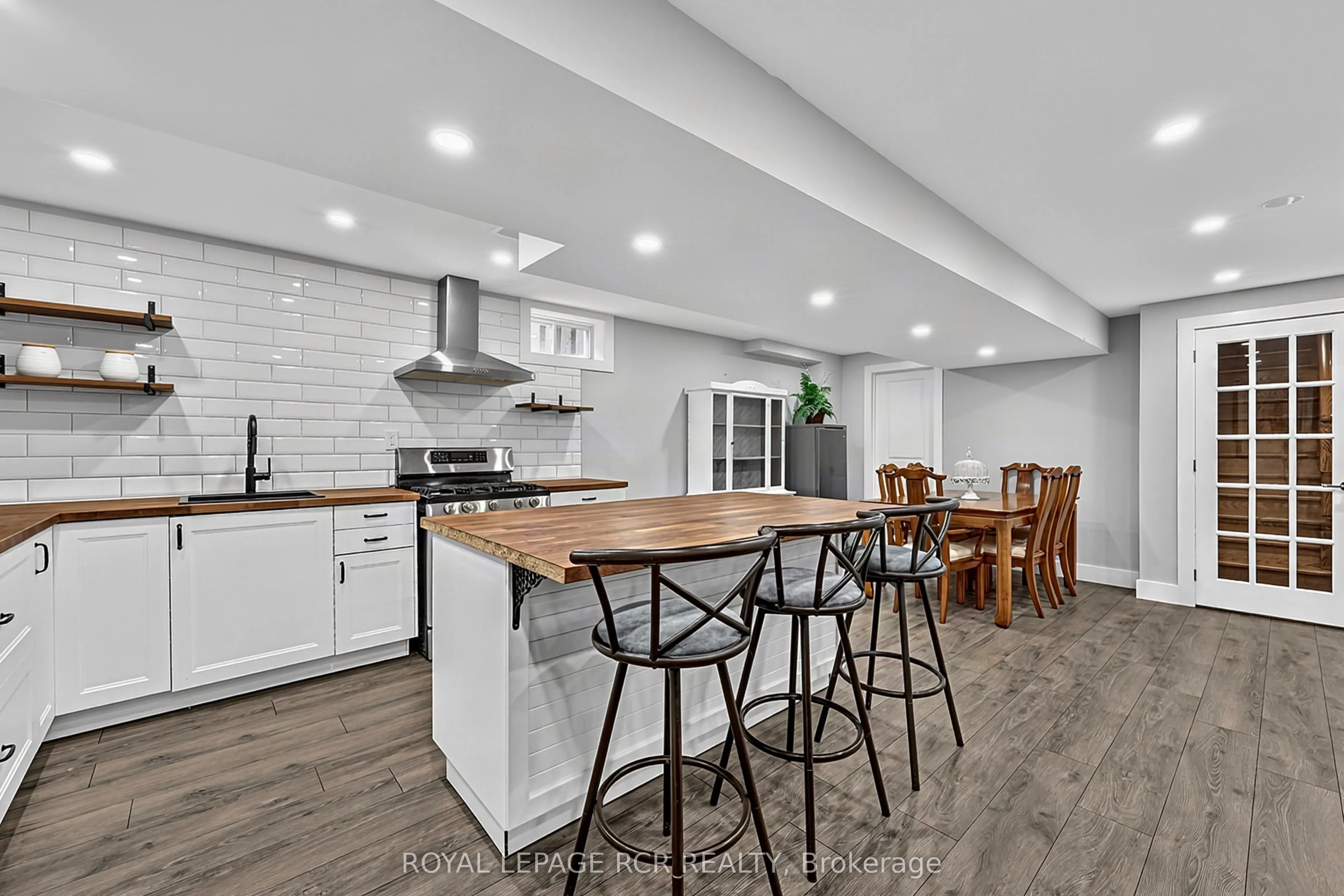 5 Borland Crescent