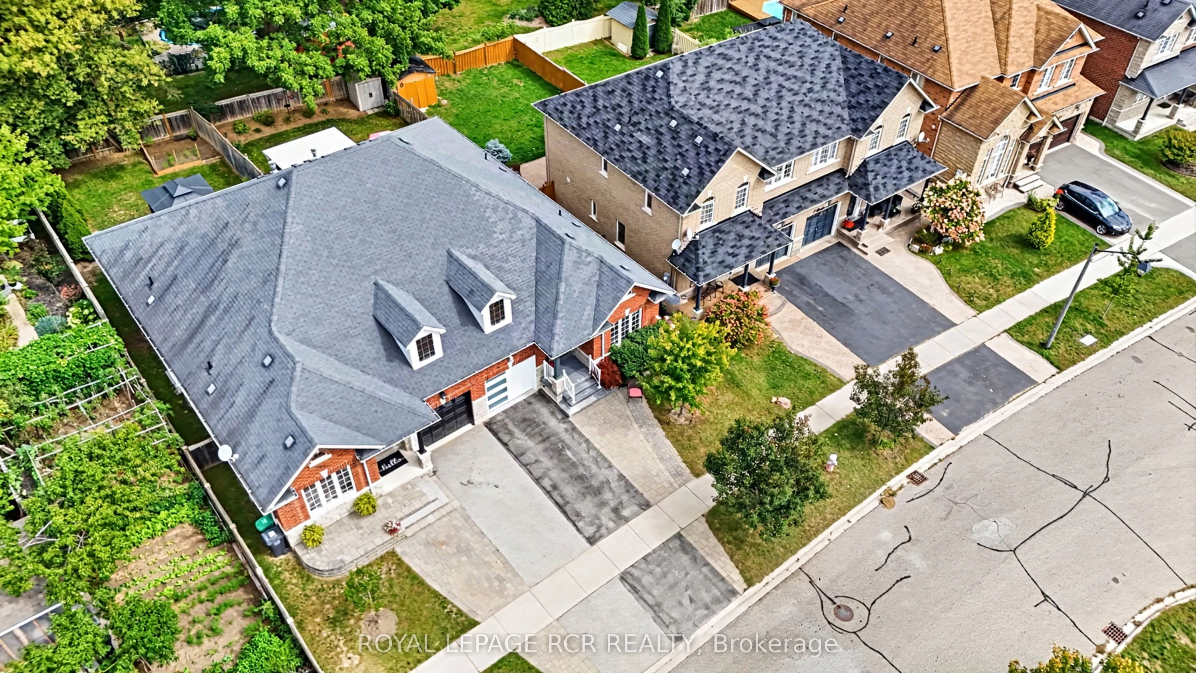 5 Borland Crescent