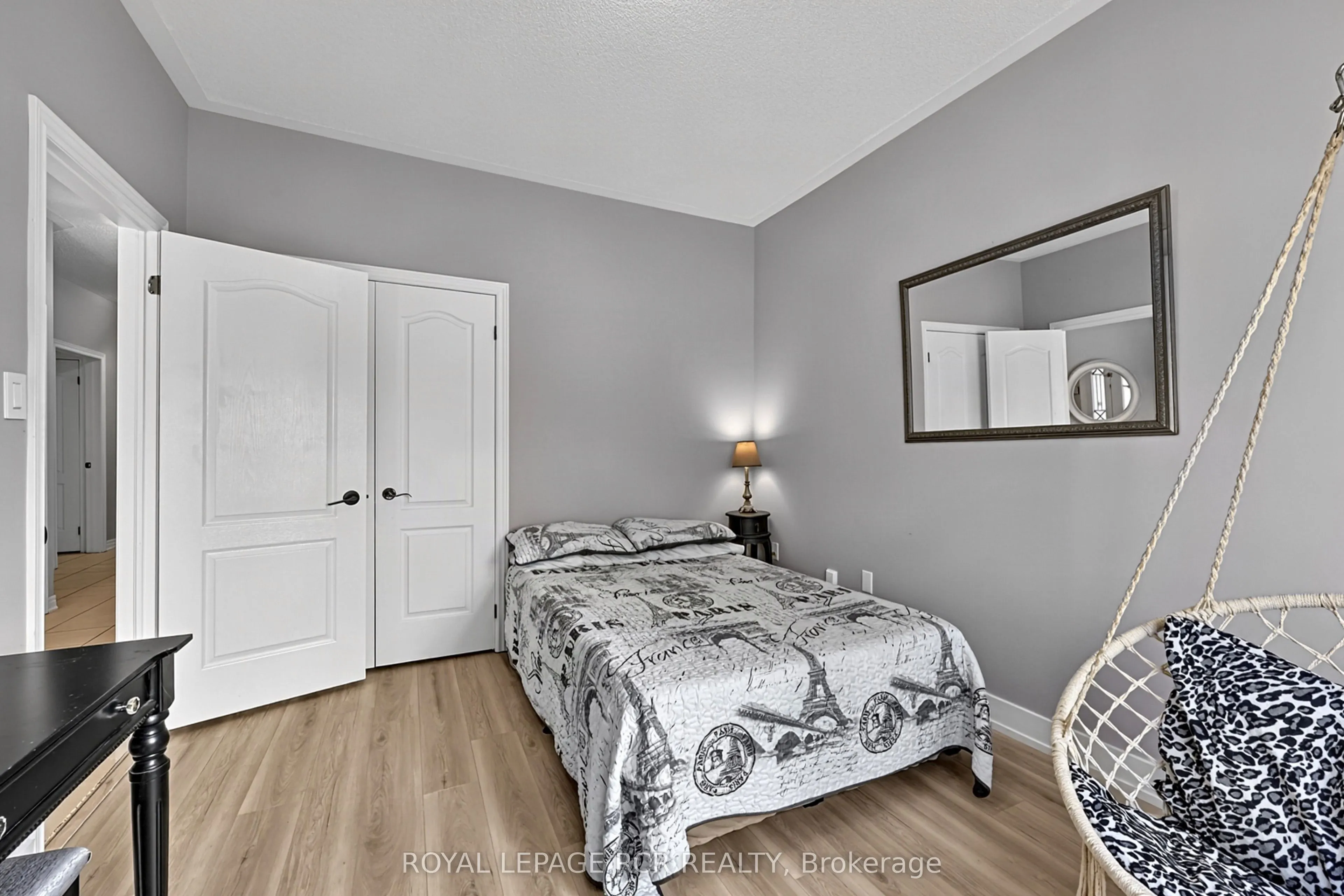 5 Borland Crescent