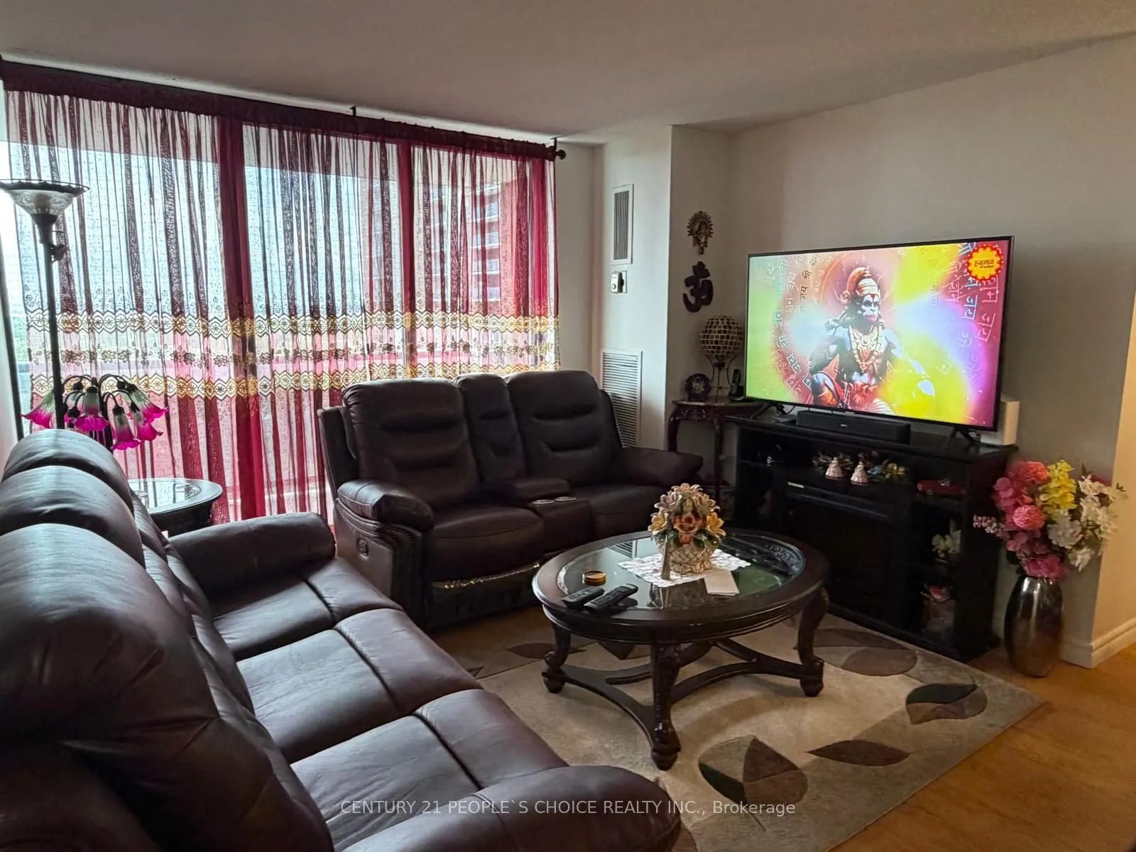 17 Knightsbridge Road #1205
