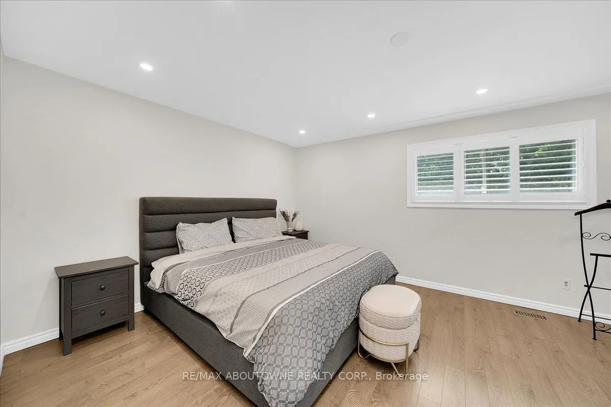 2736 Council Ring Road
