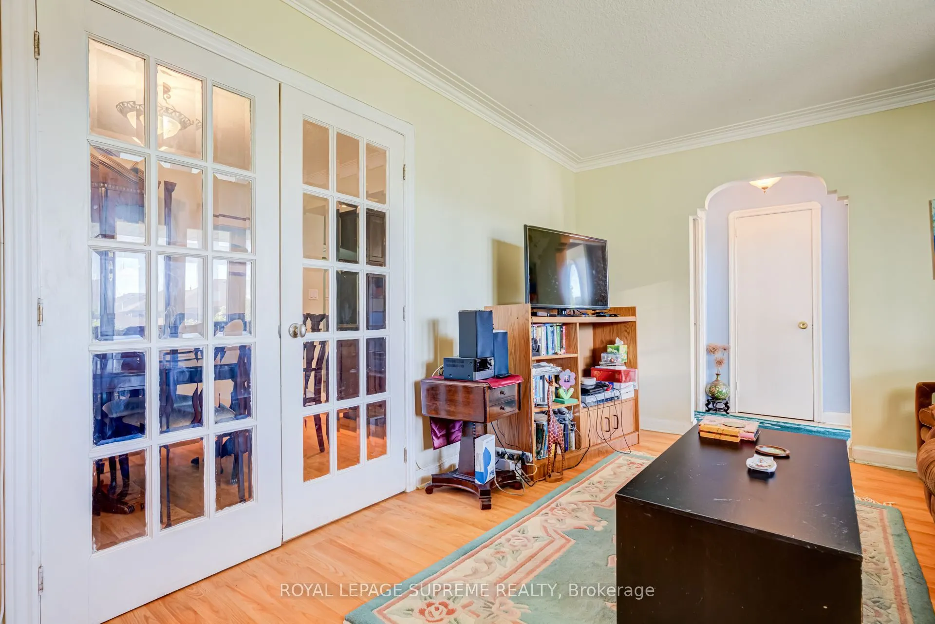 136 Winston Park Boulevard