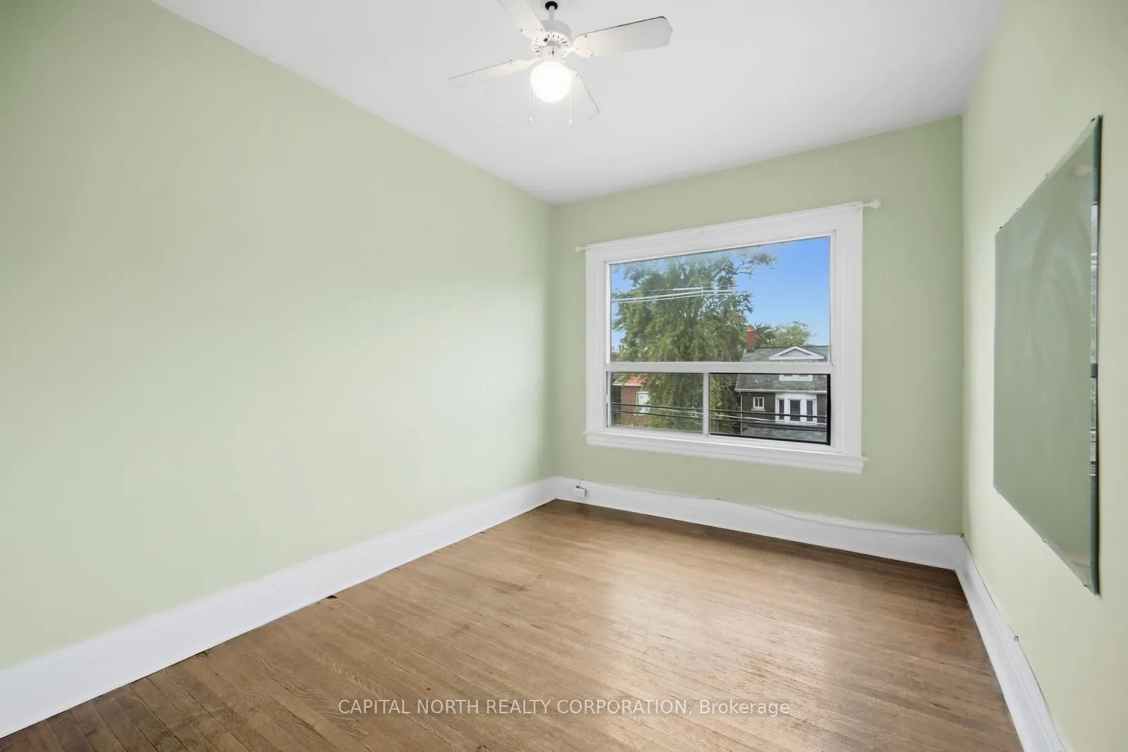 101 Roncesvalles Avenue #B
