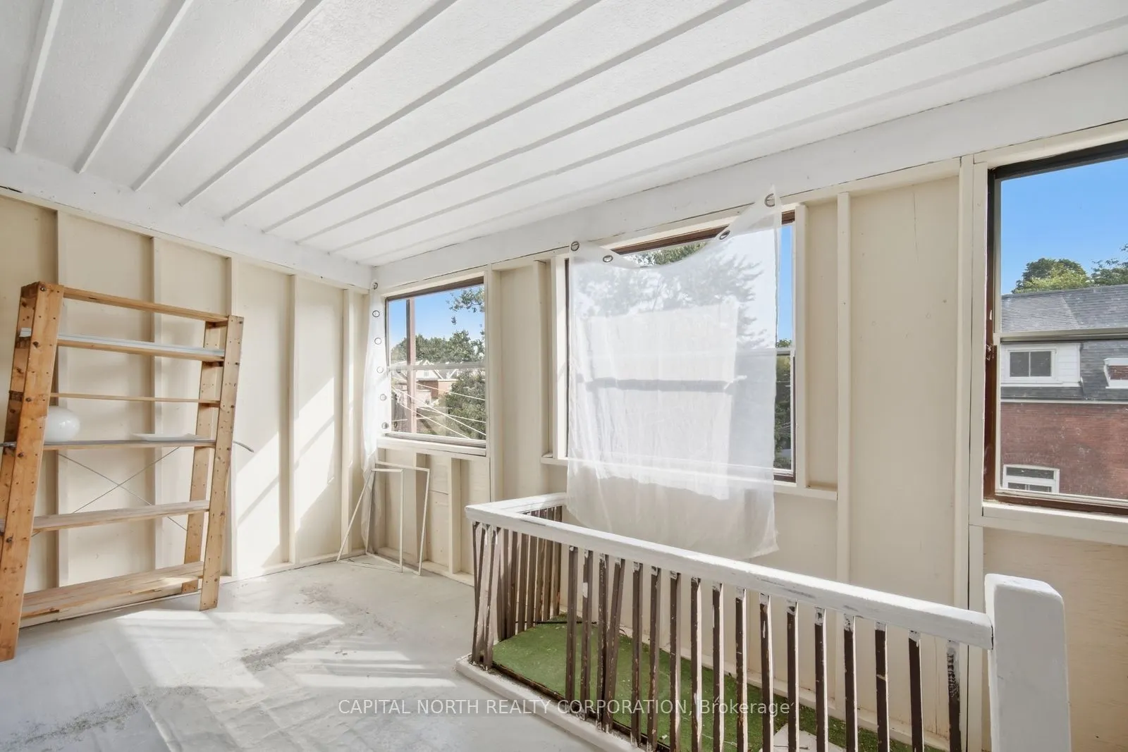 101 Roncesvalles Avenue #B