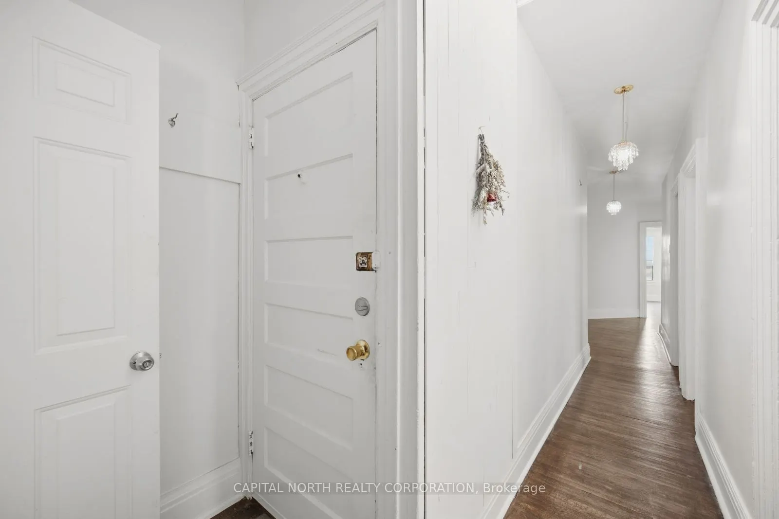 101 Roncesvalles Avenue #B