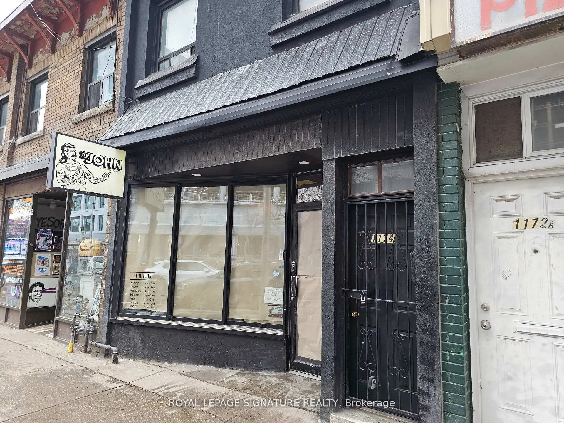 1174 Bloor Street W