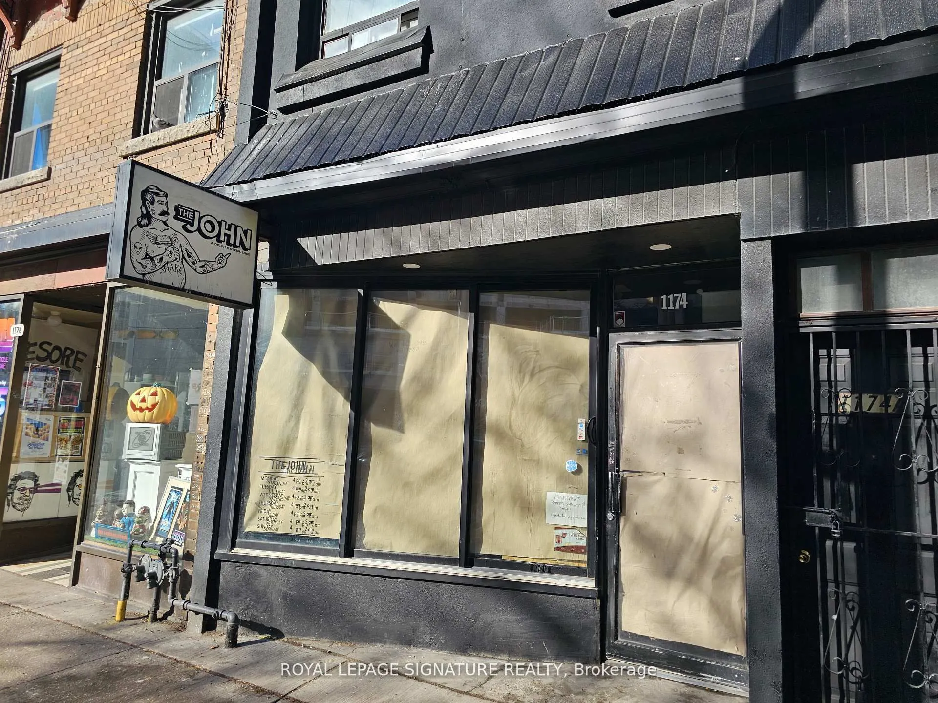 1174 Bloor Street W