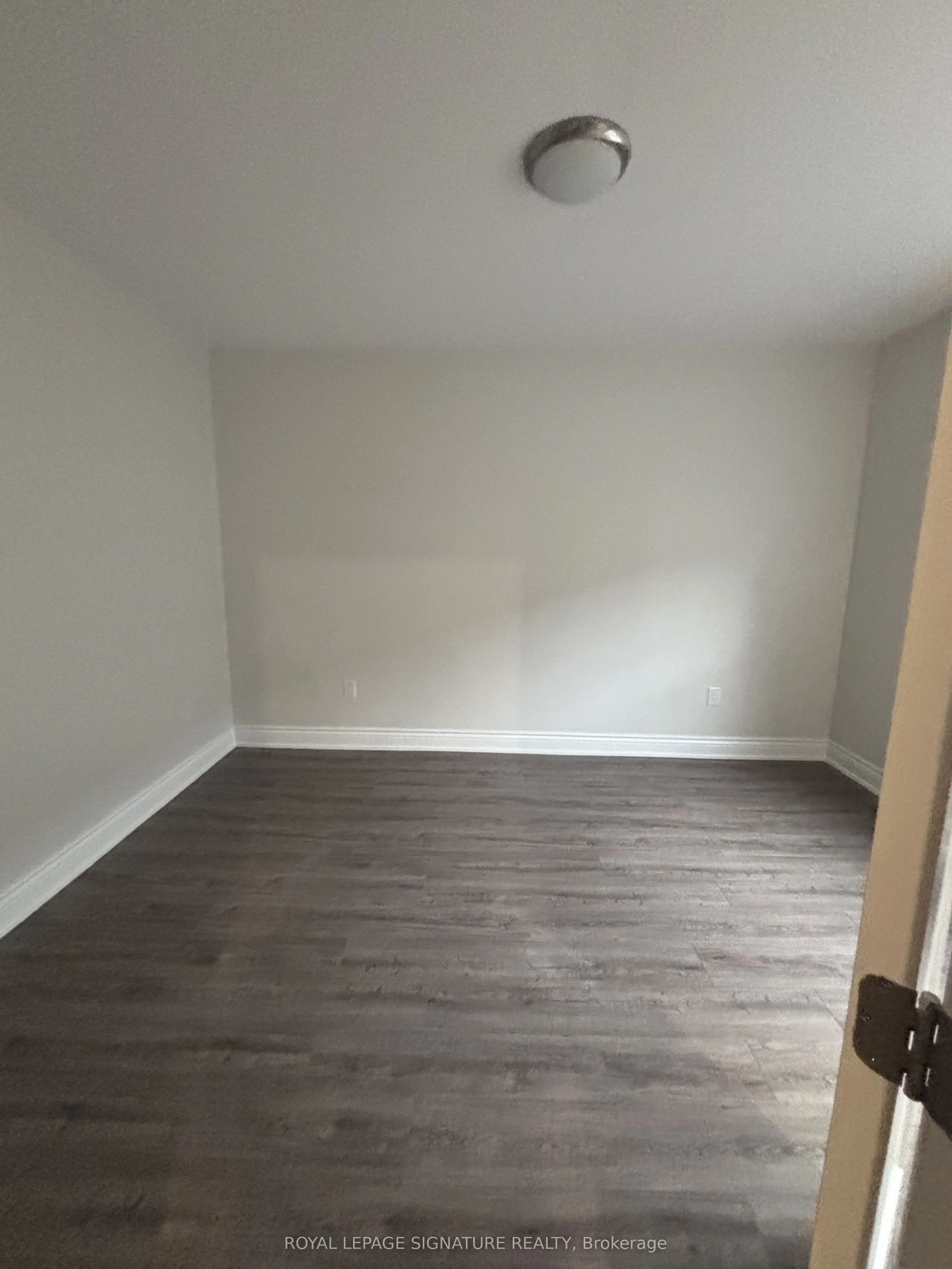 3289 Lakeshore Boulevard W #2