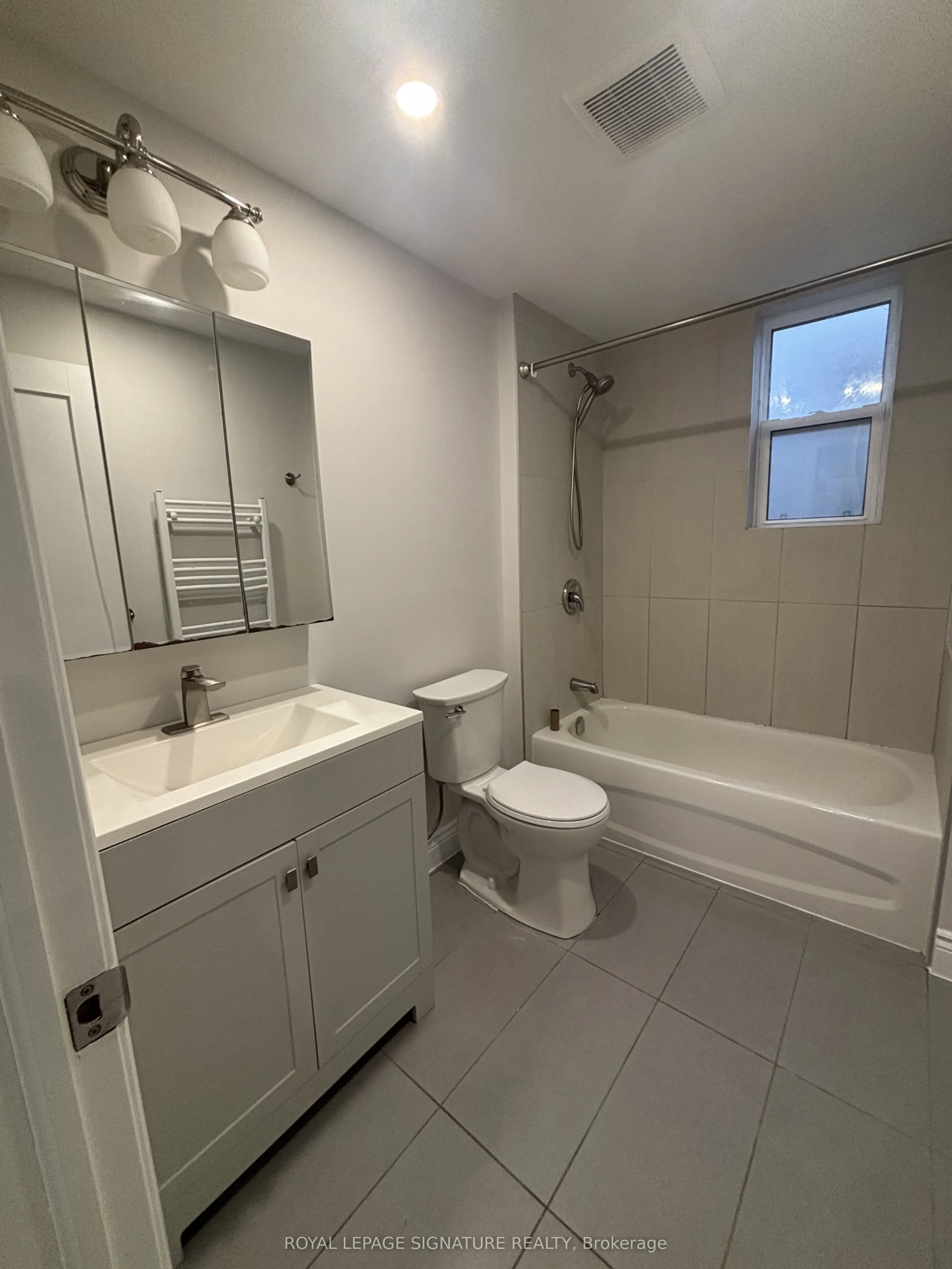 3289 Lakeshore Boulevard W #2