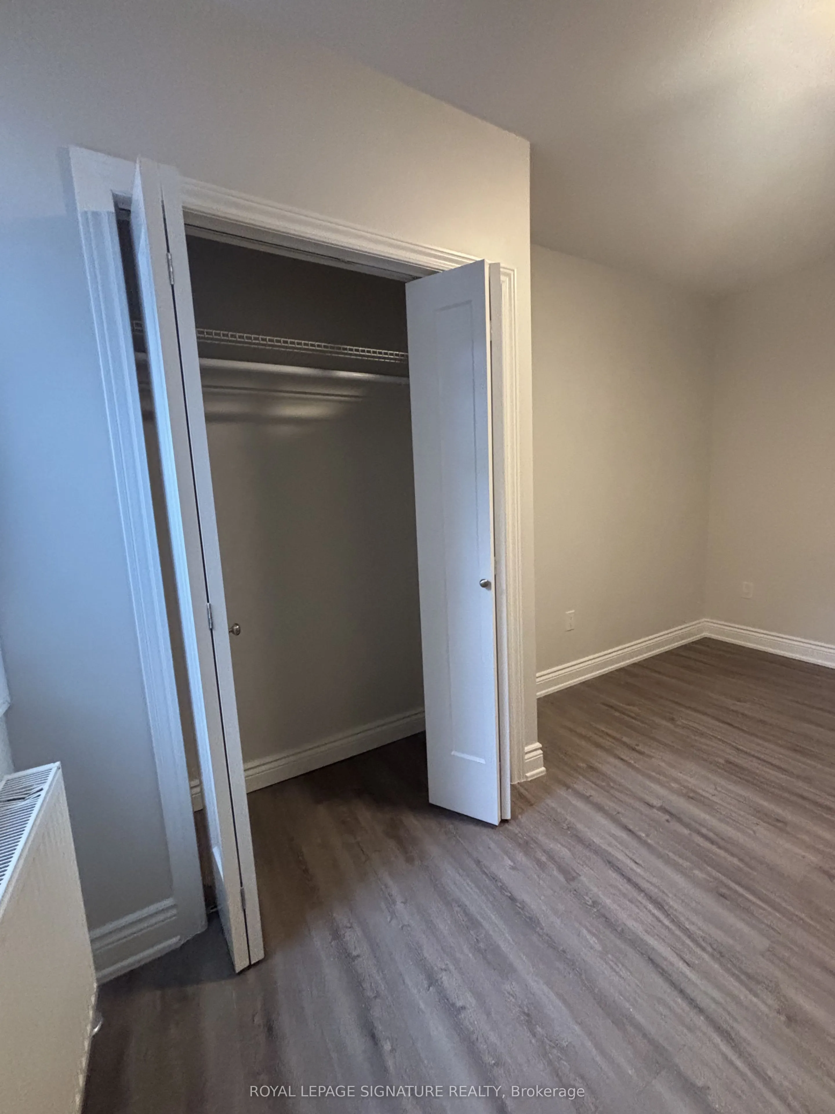 3289 Lakeshore Boulevard W #2