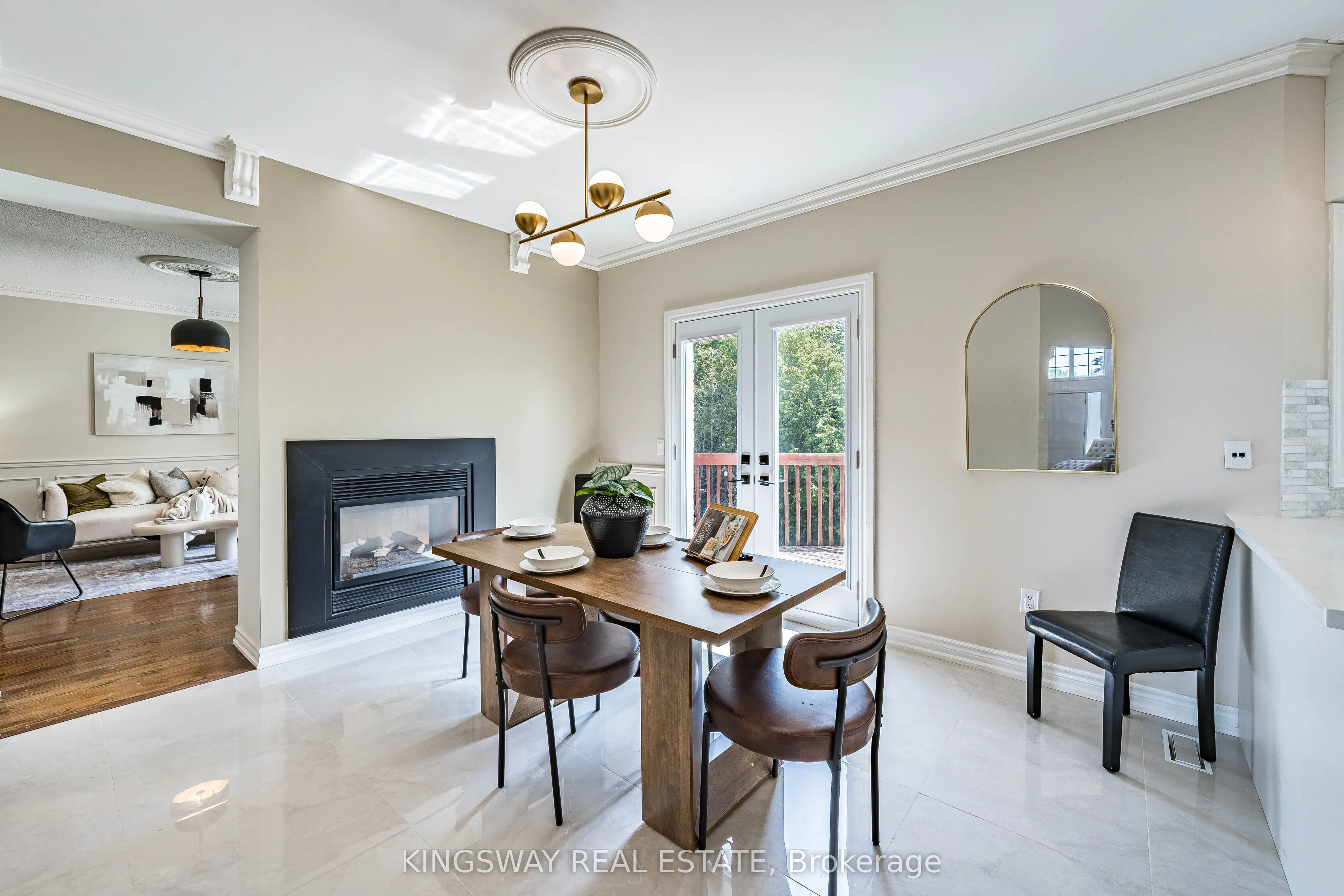 5969 Rayshaw Crescent