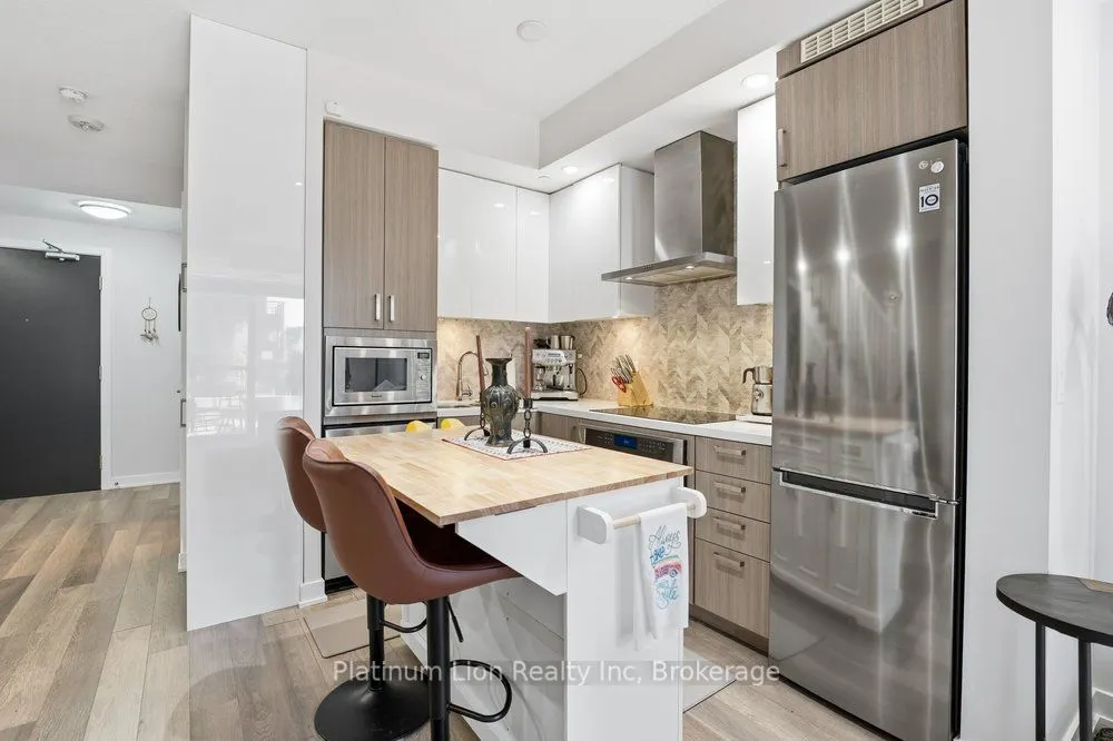 5220 Dundas Street #D211