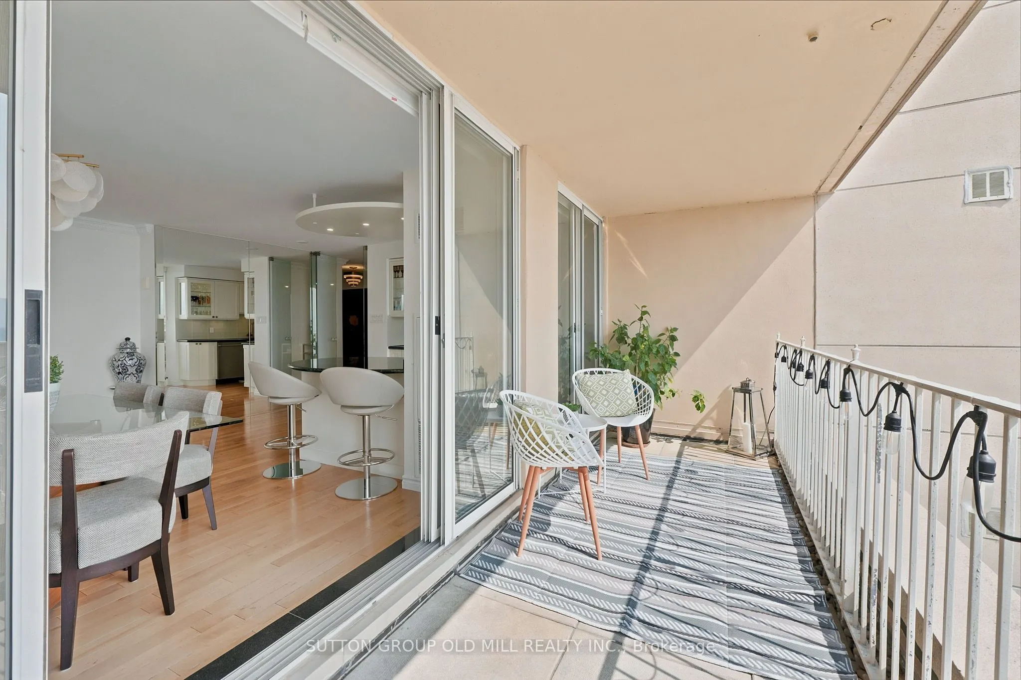 2285 Lake Shore Boulevard W #1908