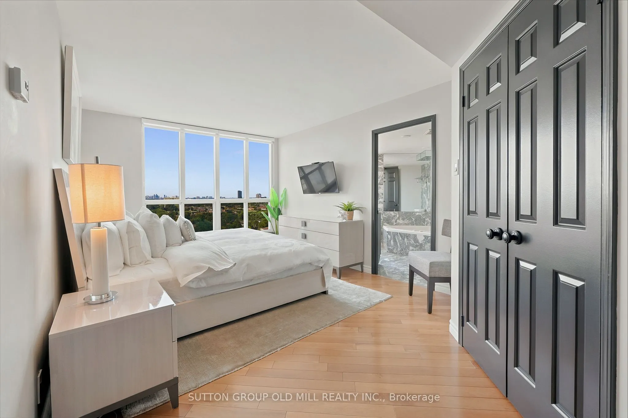 2285 Lake Shore Boulevard W #1908